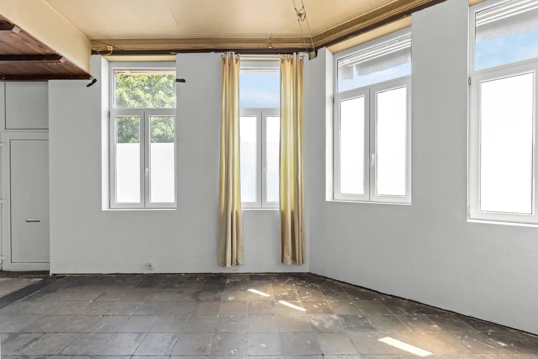 Karaktervolle woning met veel ruimte nabij centrum Gent! foto 3