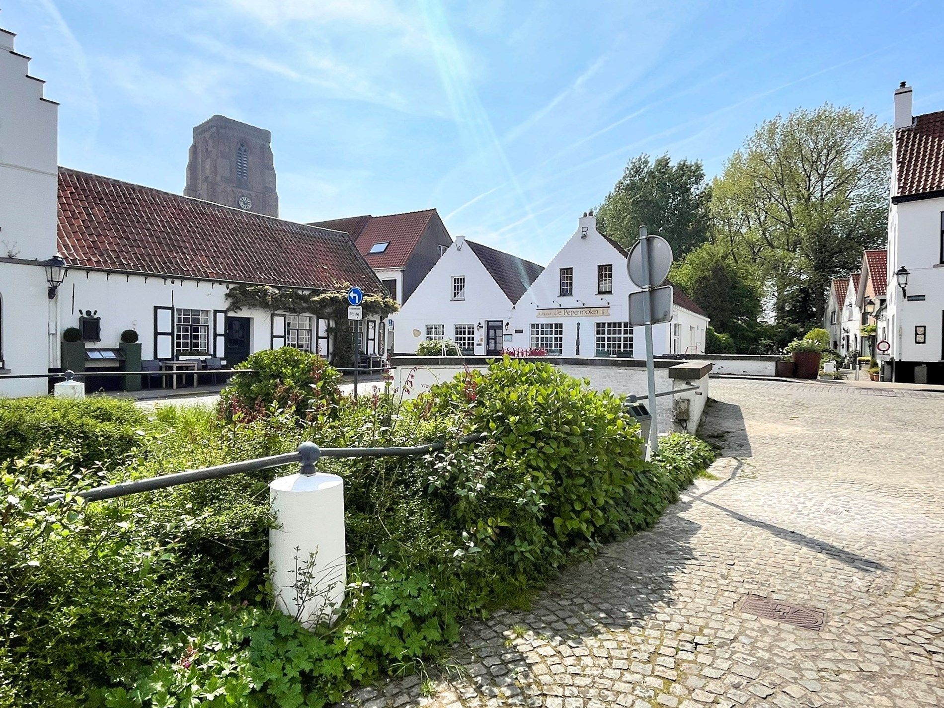 Prachtig vernieuwde woning in het dorp van Lissewege foto 19