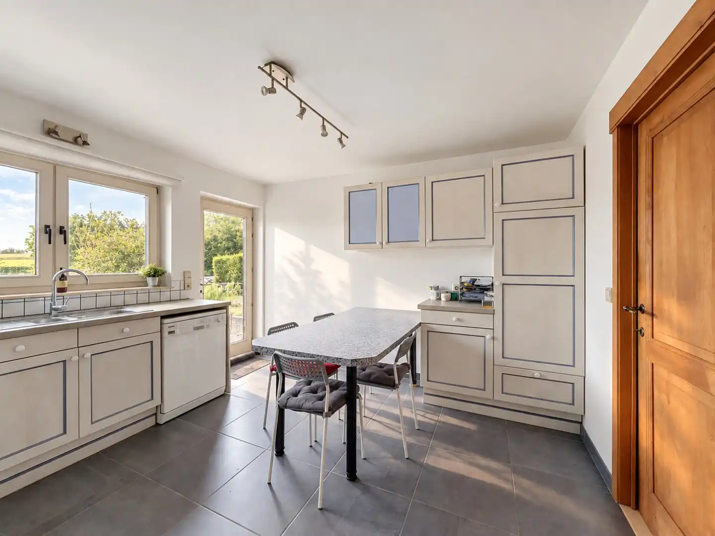 Rustig gelegen woning te Bierbeek! foto 10