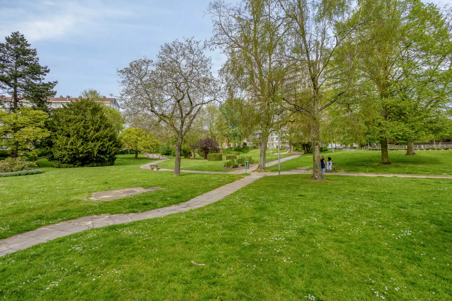 Instapklaar appartement met prachtig uitzicht op het park foto 10