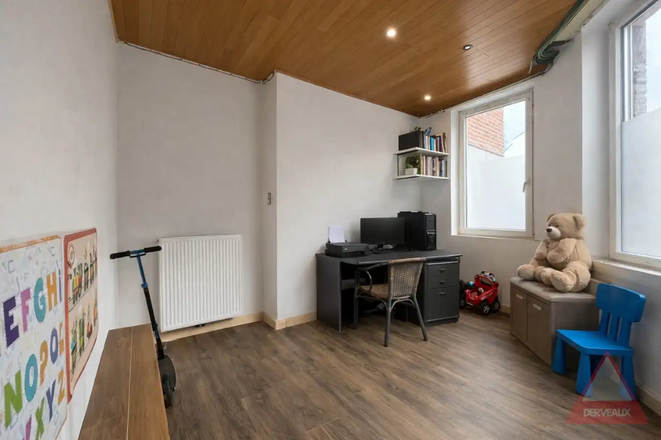 Beveren – Volledig gerenoveerde & instapklare woning met 4 slaapkamers & garage foto 7
