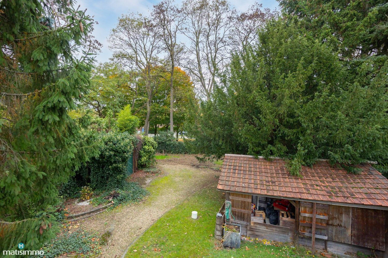 KARAKTERVOLLE WONING MET 5 SLAAPKAMERS EN RUIM PERCEEL TE GENK foto 46