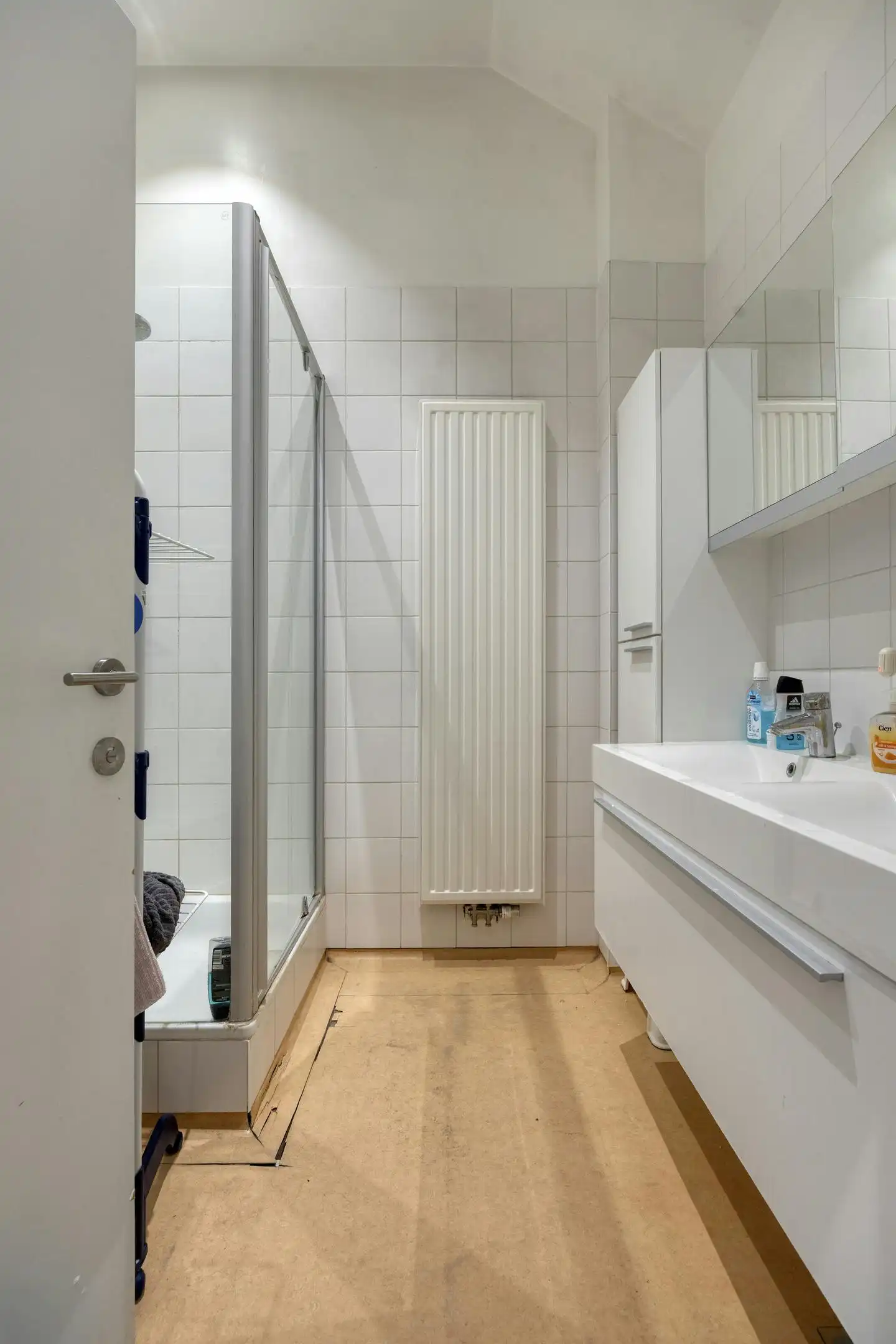 Op te frissen herenhuis met 7 slaapkamers en stadstuin. foto 22