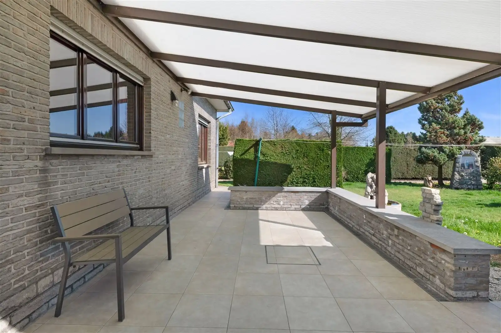 villa bungalow met tuin en aparte garage op +/- 10are foto 21