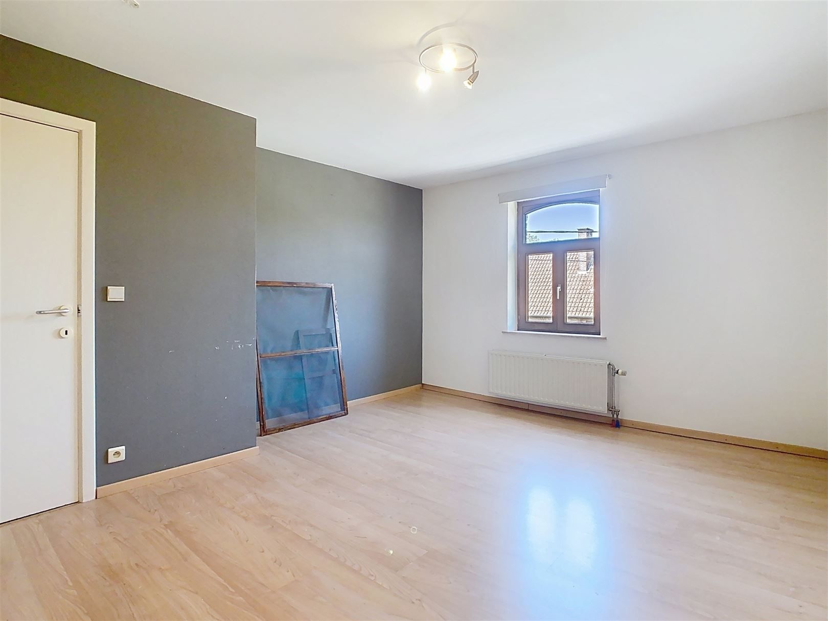 Ruime landelijke woning, bijgebouw, tuin en weide, 75a 79ca foto 27