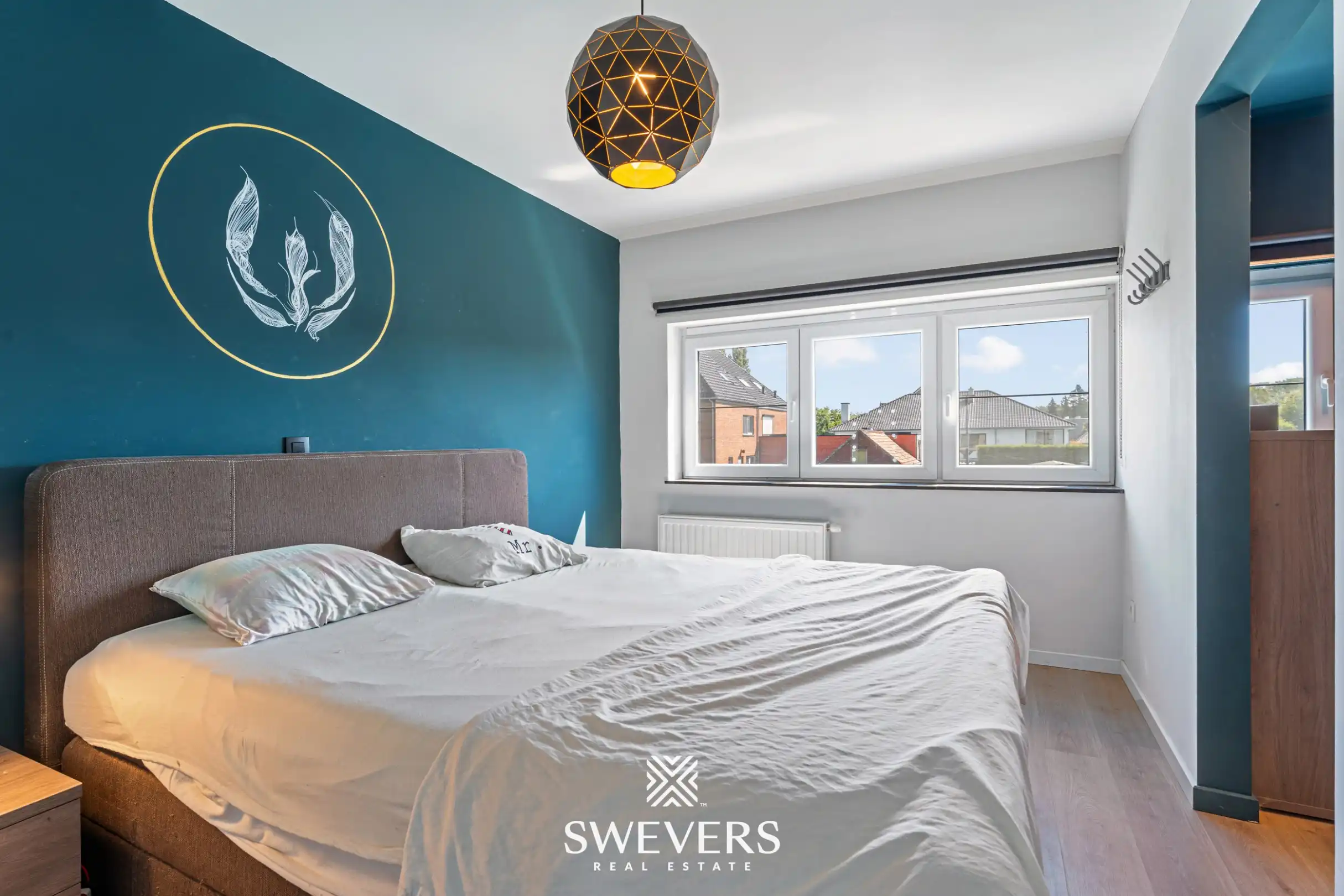 Gezinswoning met drie slaapkamers op toplocatie foto 11