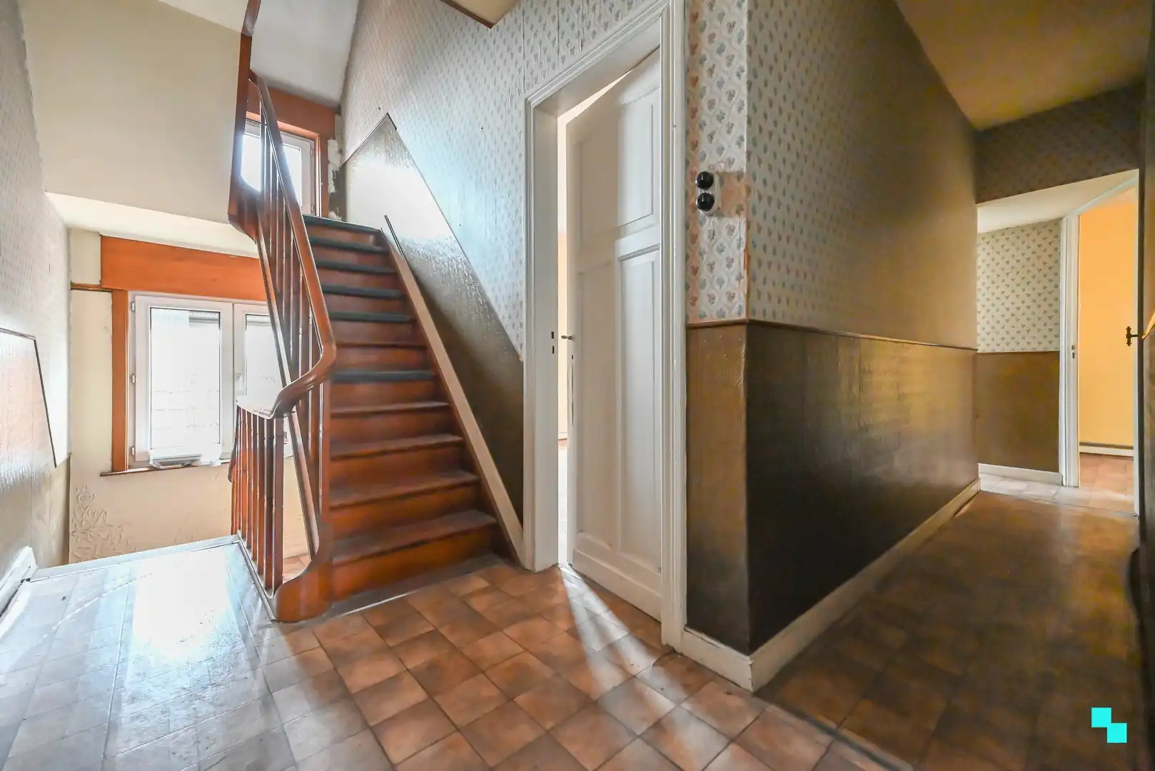 Zéér ruime ééngezinswoning met drie slaapkamers en bijgebouwen te Izegem foto 13