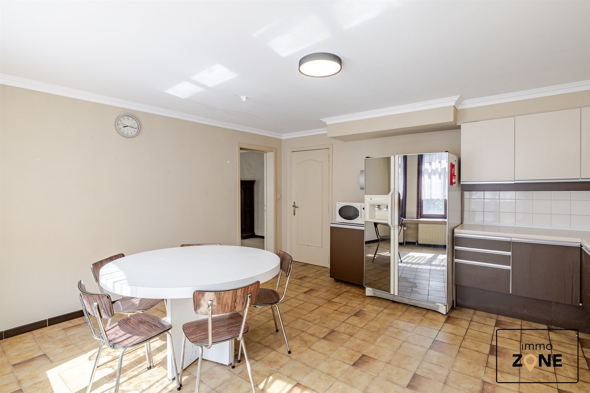 Handelspand met appartement te koop in het centrum van Hamme foto 13