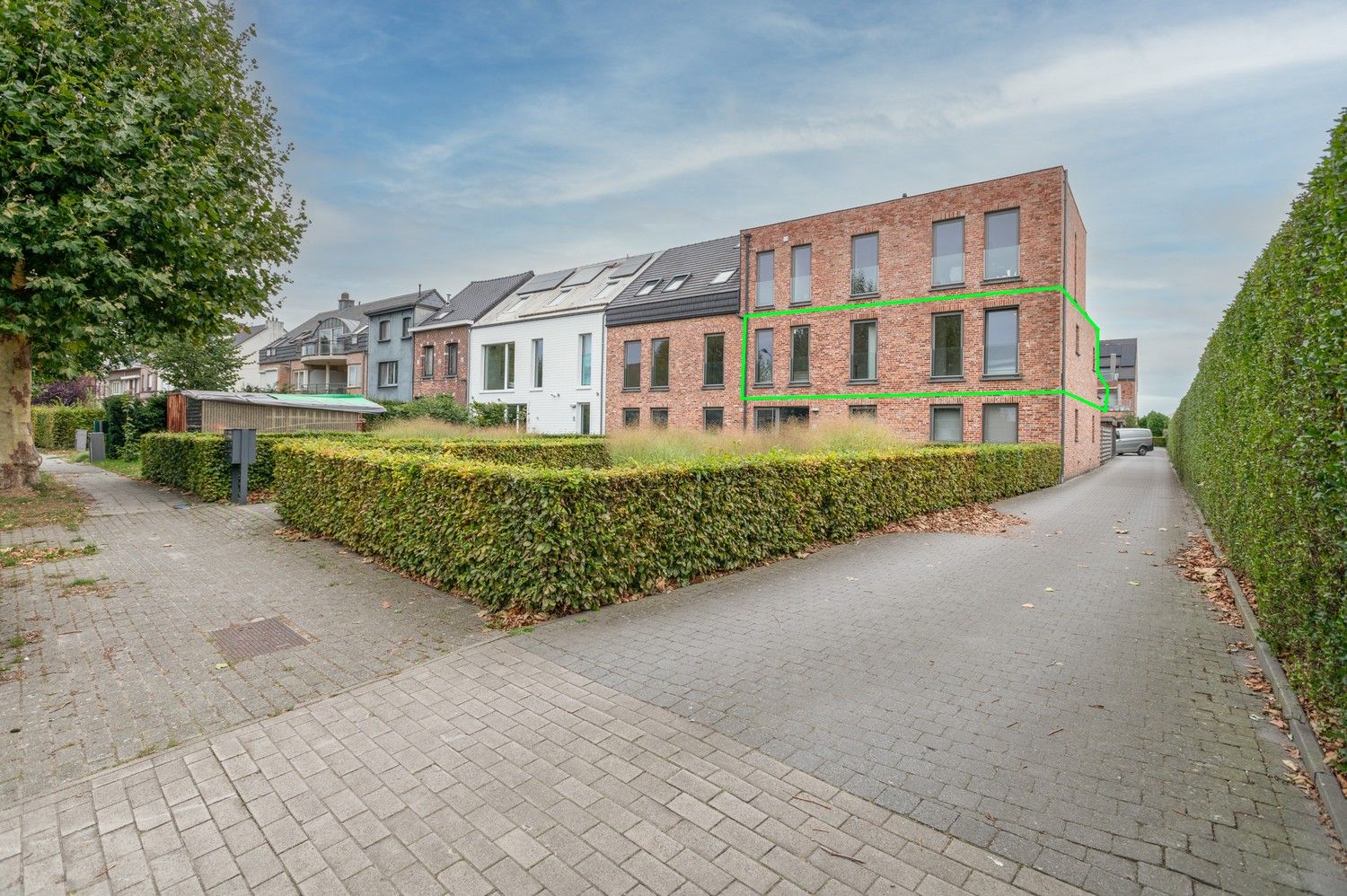 Instapklaar, luxueus appartement met 3 slaapkamers, zonnig terras & overdekte parkeerplaats in Kontich foto 15