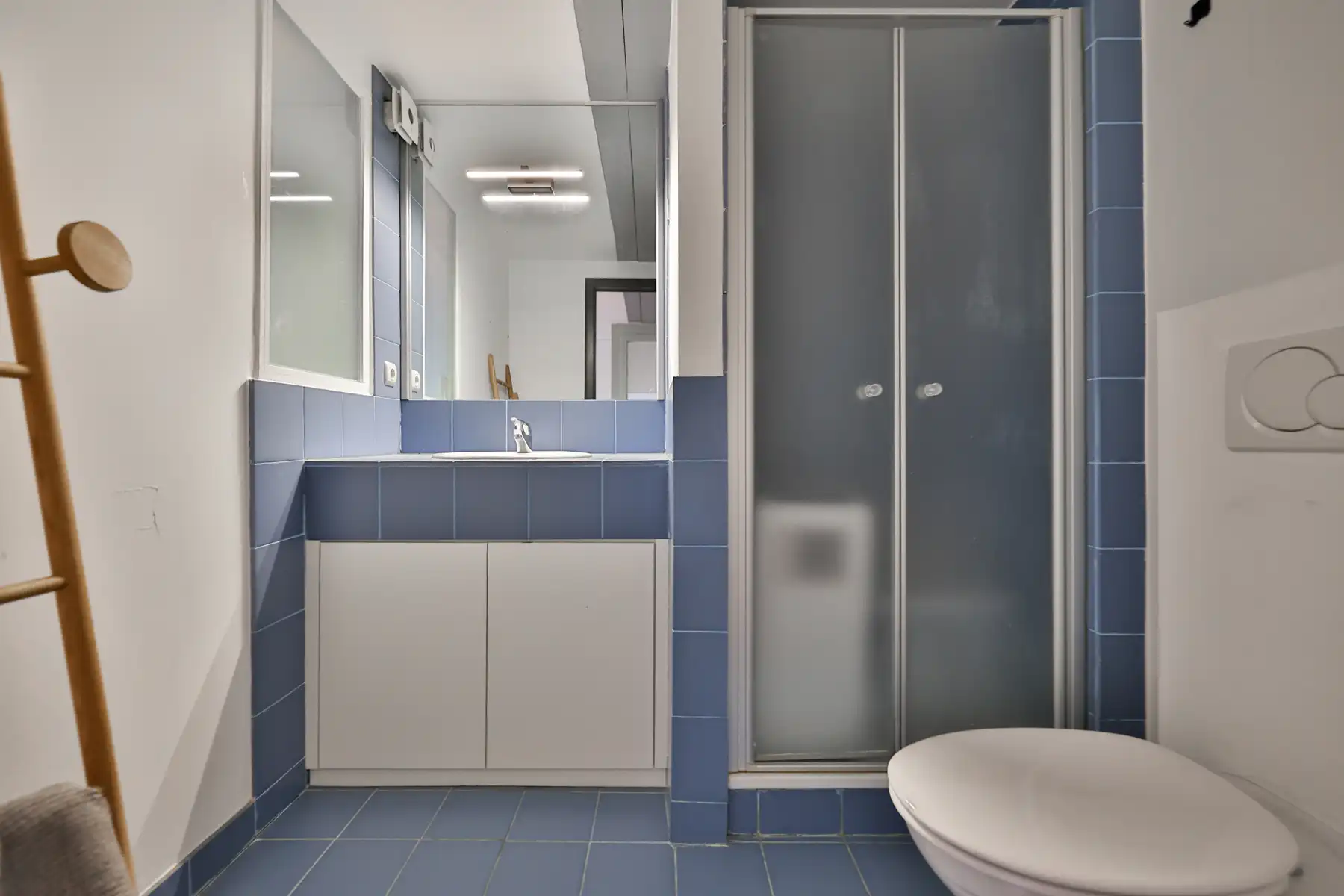 Stoer, warm en verrassend ruim — Loftgevoel met buitenruimte foto 21
