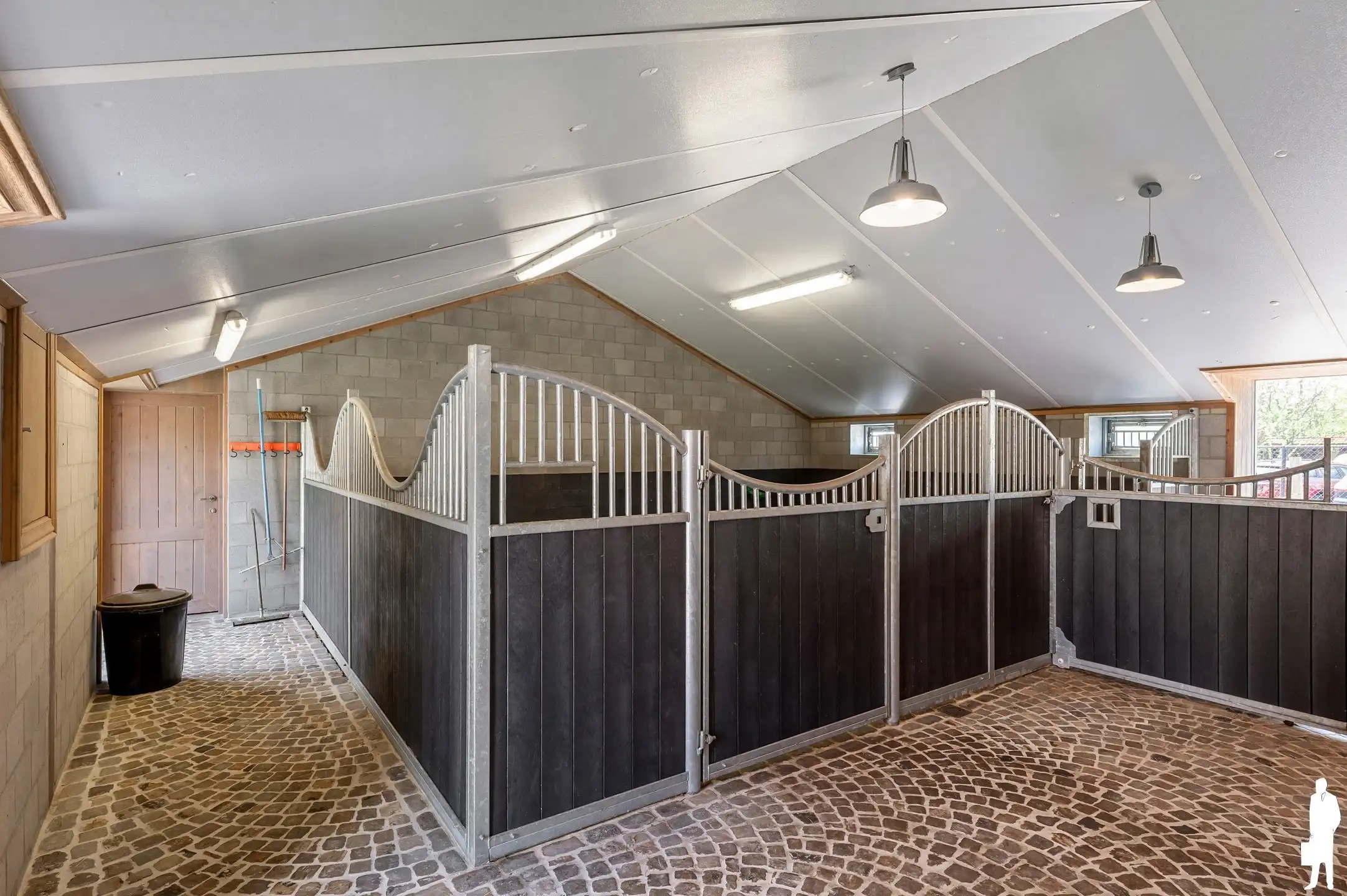 Uitzonderlijke hoeve villa met paardenfaciliteiten op 1ha foto 27