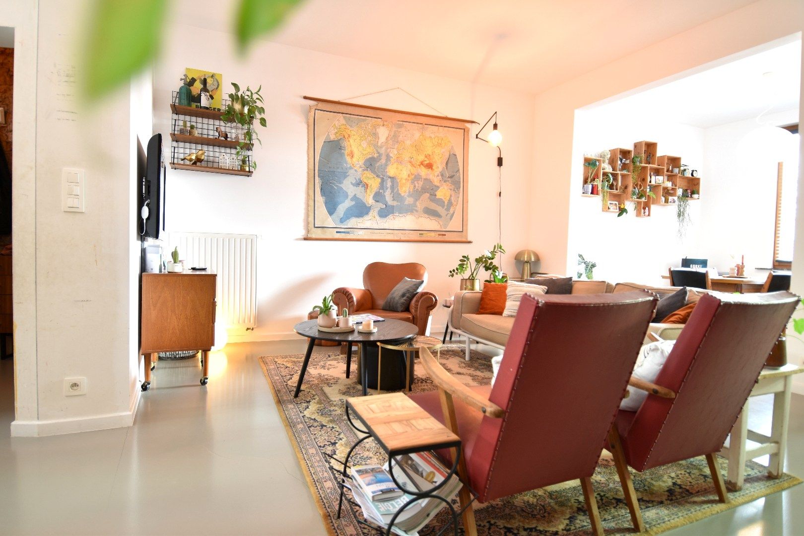 Instapklare gezinswoning met 3 slaapkamers, polyvalente ruimte, zalige tuin, ... te koop in Gullegem foto 4