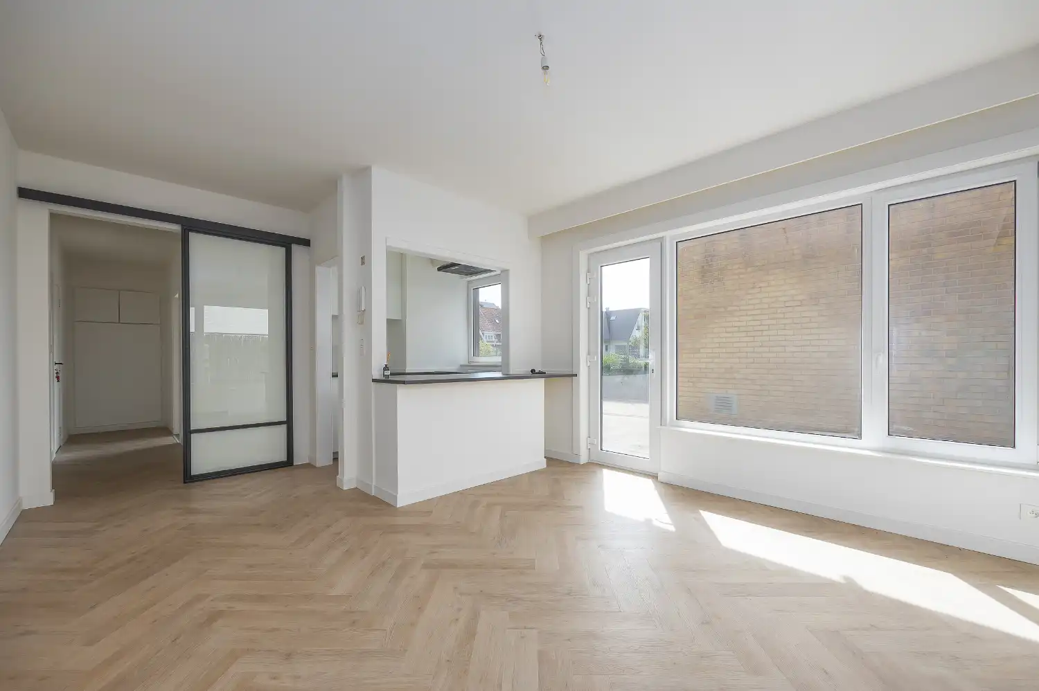 Volledig gerenoveerd appartement op toplocatie nabij zee te koop in Middelkerke foto 2