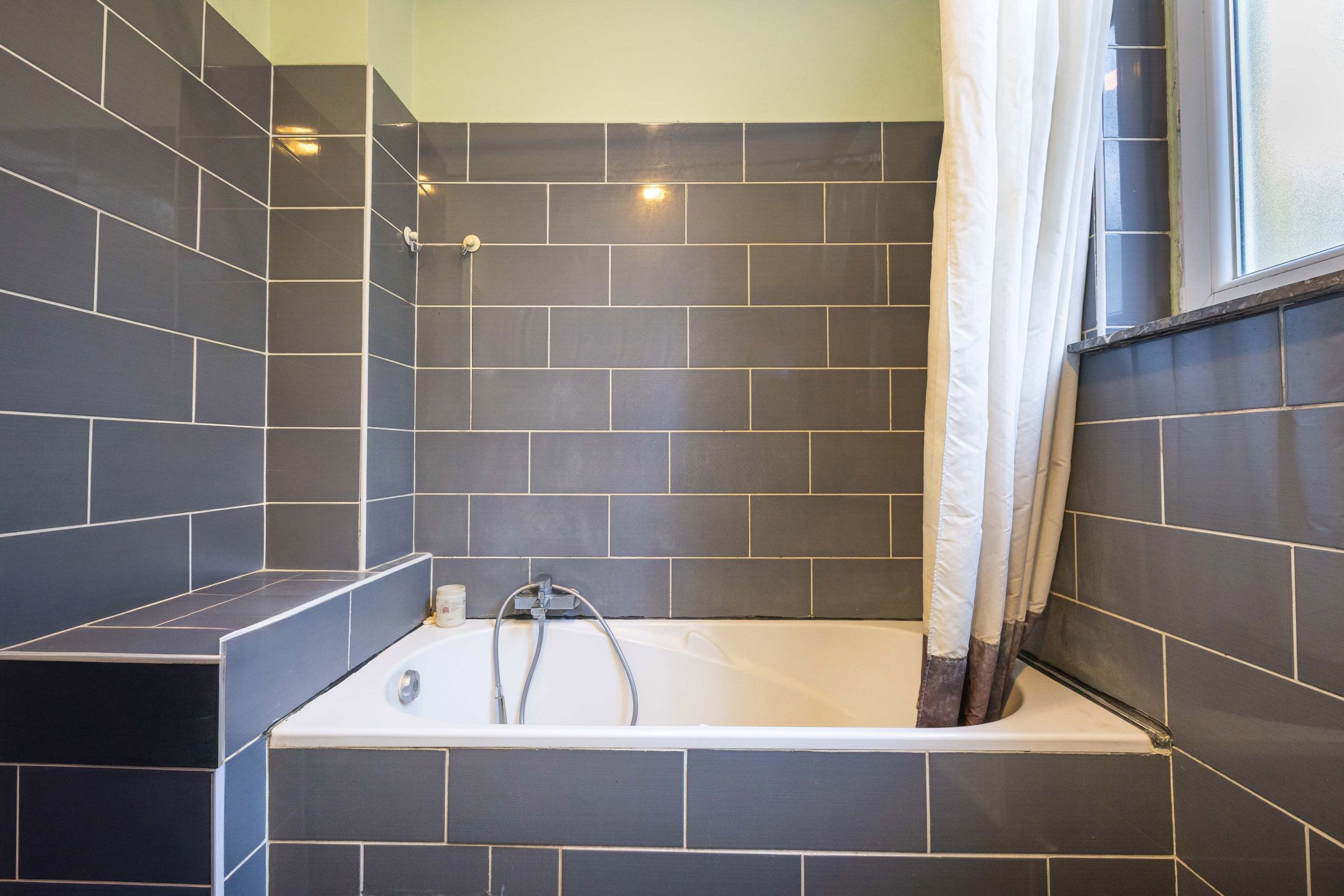Mooi appartement 2 slaapkamers van ± 90 m² met terras foto 12