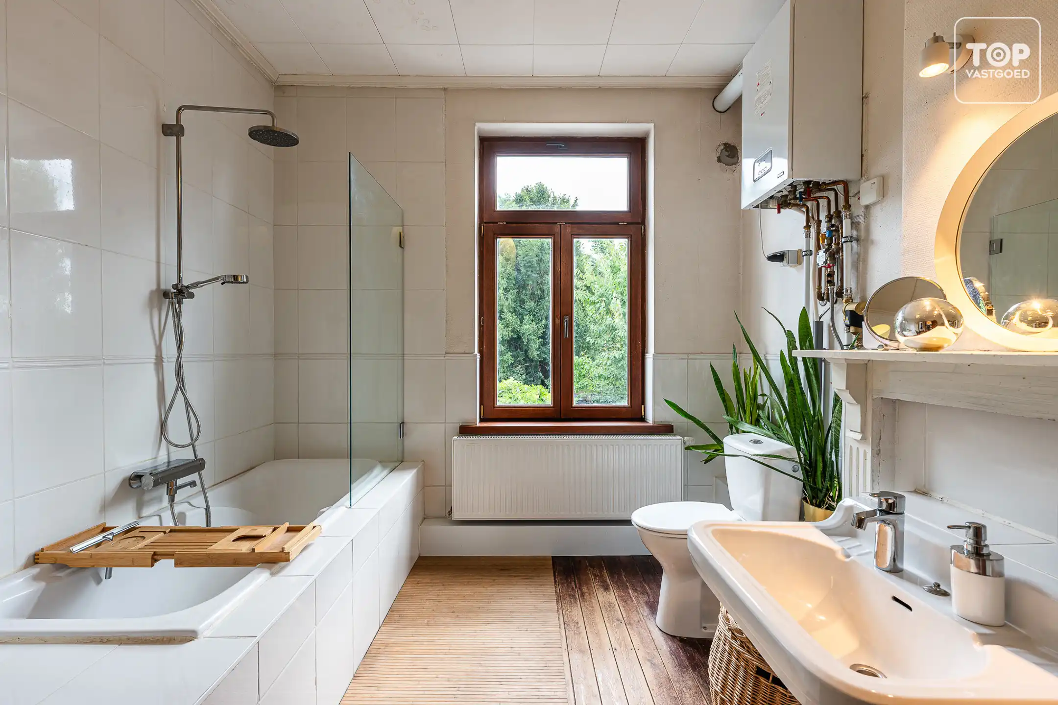 Lichtrijke woning met prachtige tuin op rustige ligging foto 13