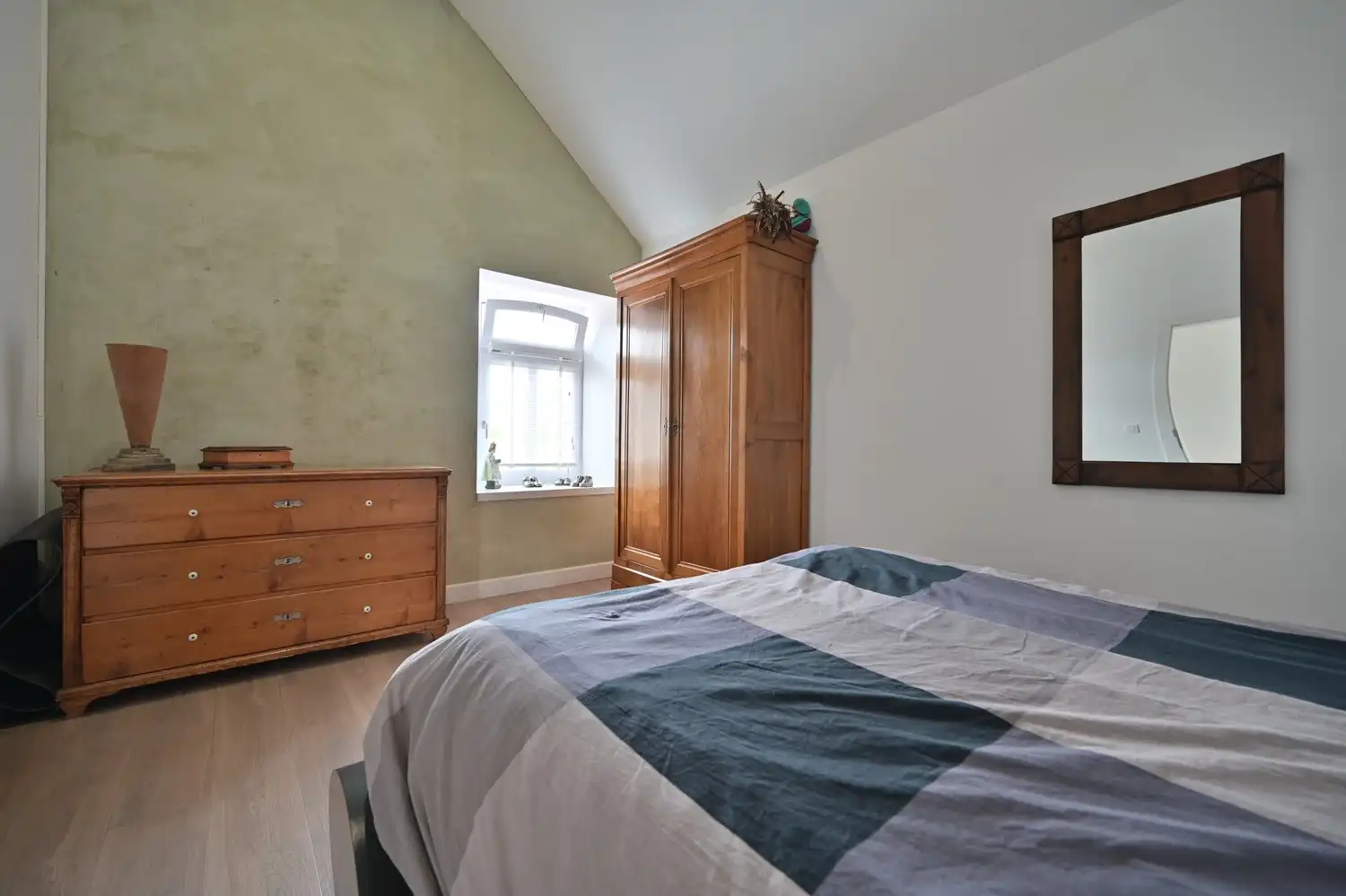 Prachtig gerenoveerde hoeve uniek gelegen in het glooiende landschap van Grote-Spouwen foto 29