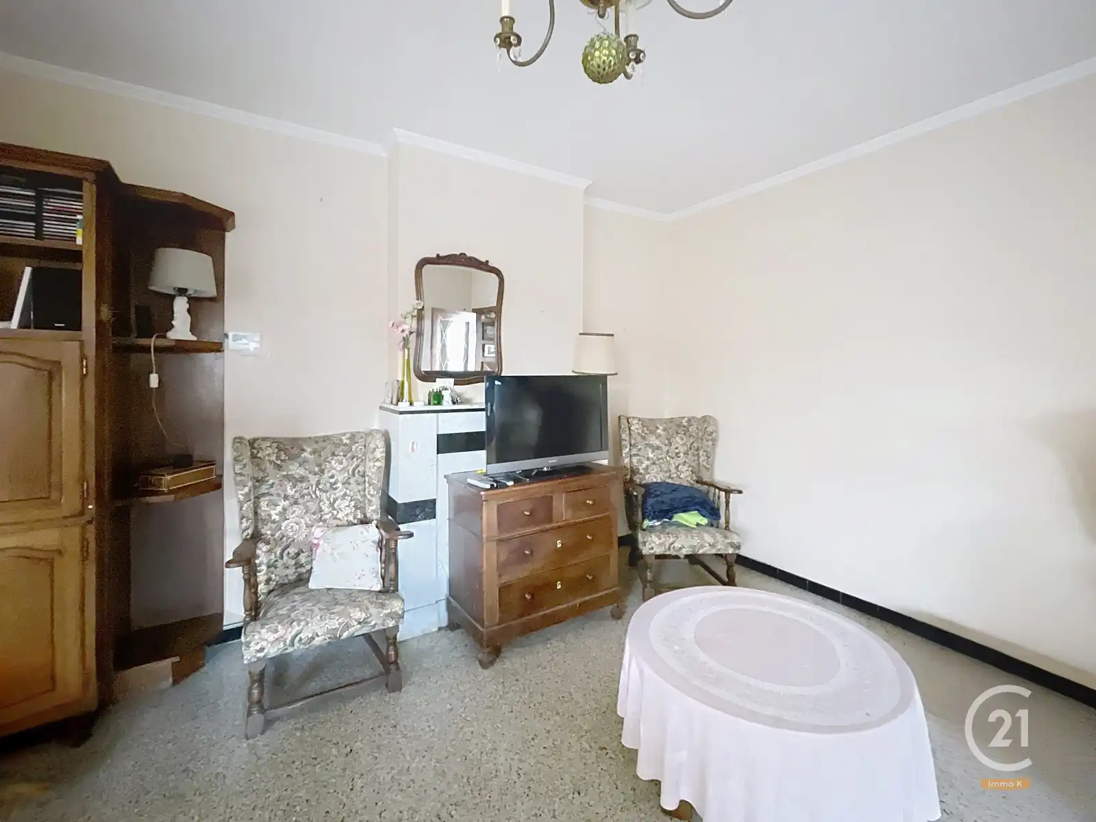 Rustig gelegen, degelijk, op te frissen huis met potentieel  foto 6