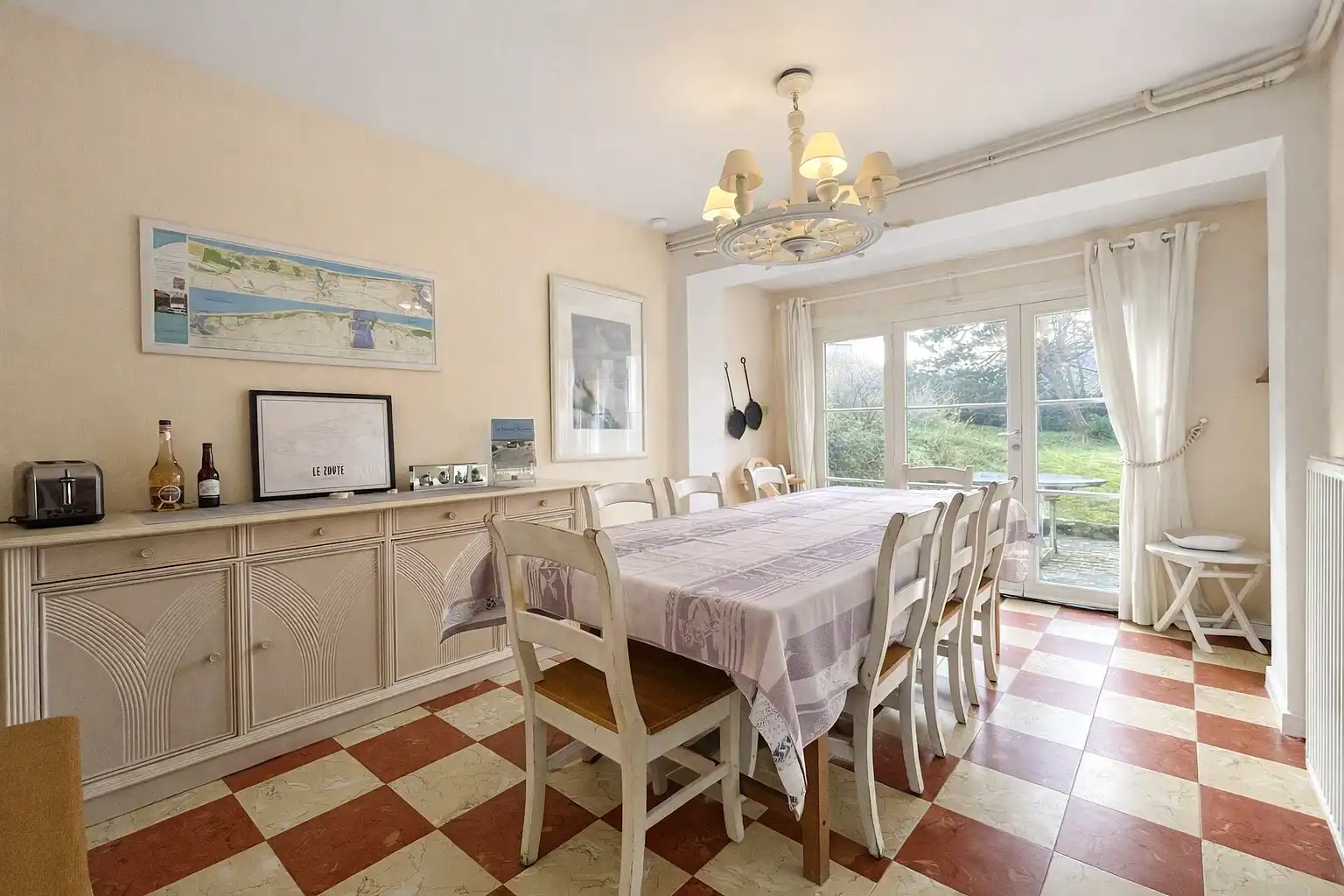 Uiterst charmante villa, rustig gelegen in één van de paadjes in het Zoute op wandelafstand van de zee. foto 8