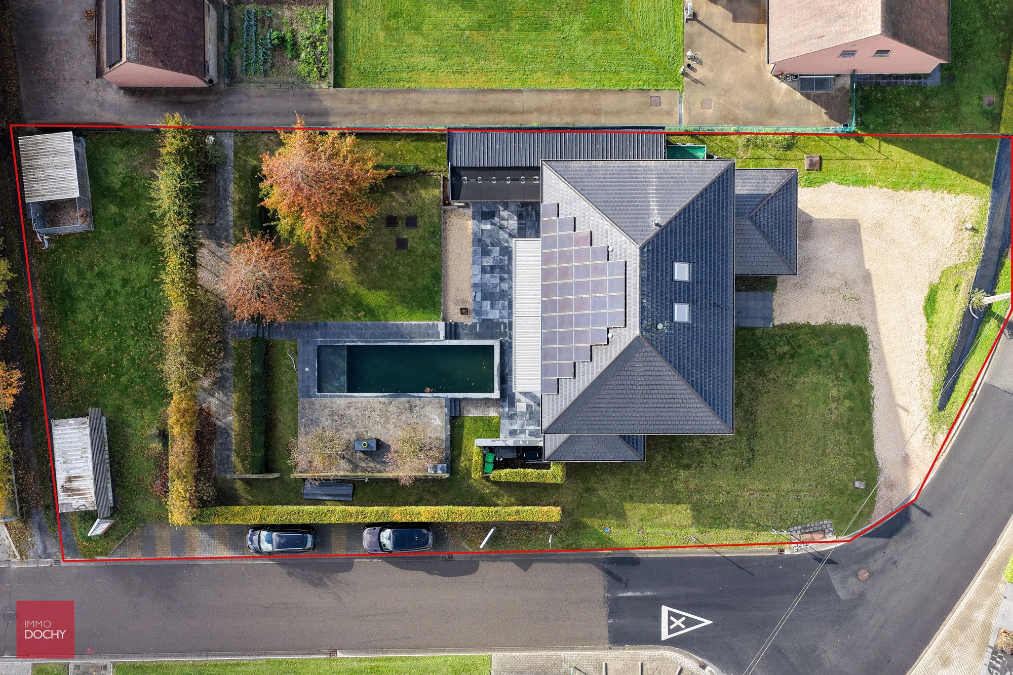 Recente en energiezuinige villa op een perceel van 1.688 m², gebouwd in 2011. foto 9