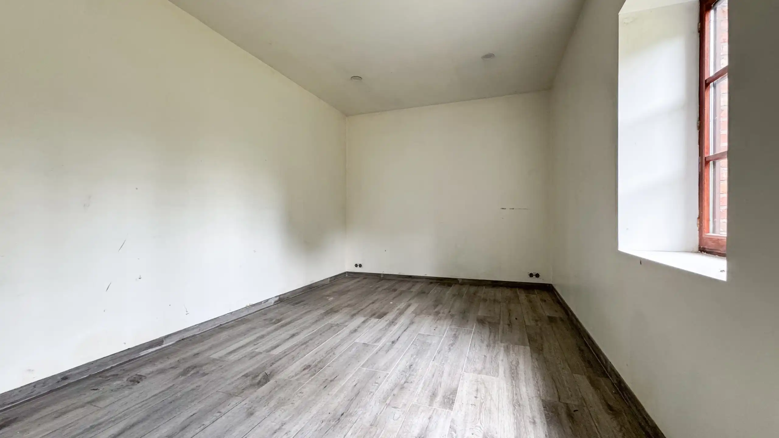 Deels gerenoveerde woning op rustige locatie in Heusden! foto 16