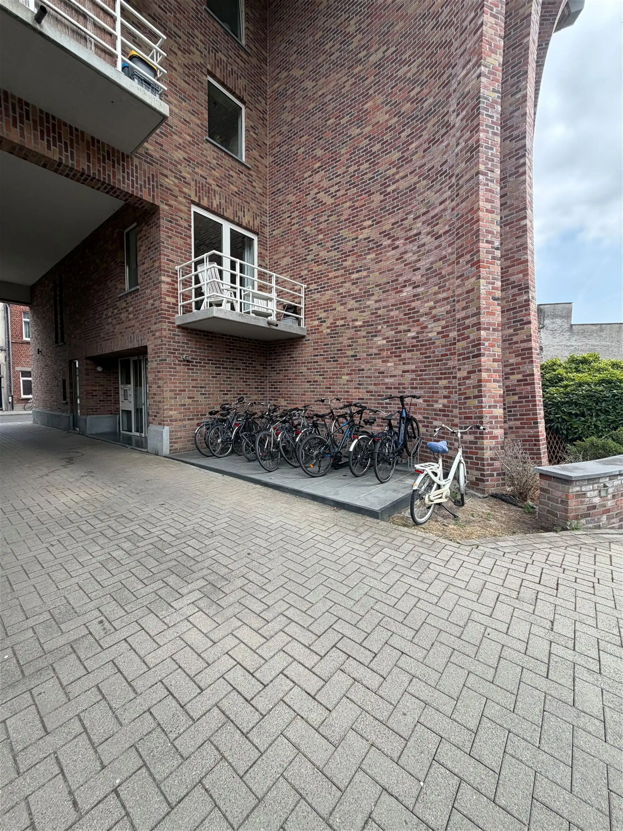 Uiterst rustig gelegen bemeubelde Studio foto 10