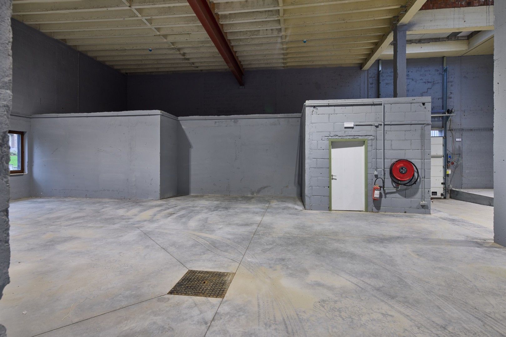 MAGAZIJN UNIT 2 1.400 m2 foto 14