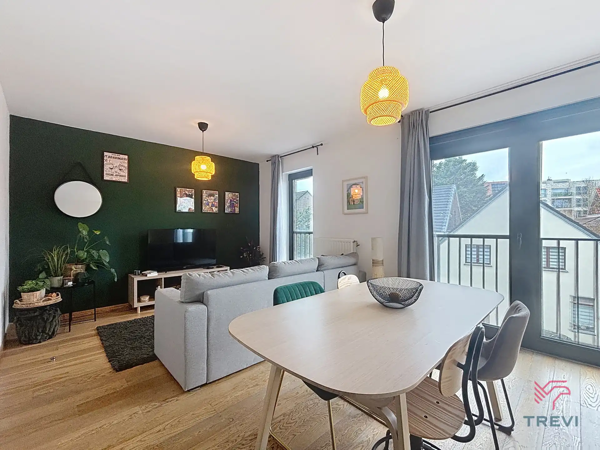 Ongemeubileerde duplex met 2 slaapkamers foto {{pictureIndex}}