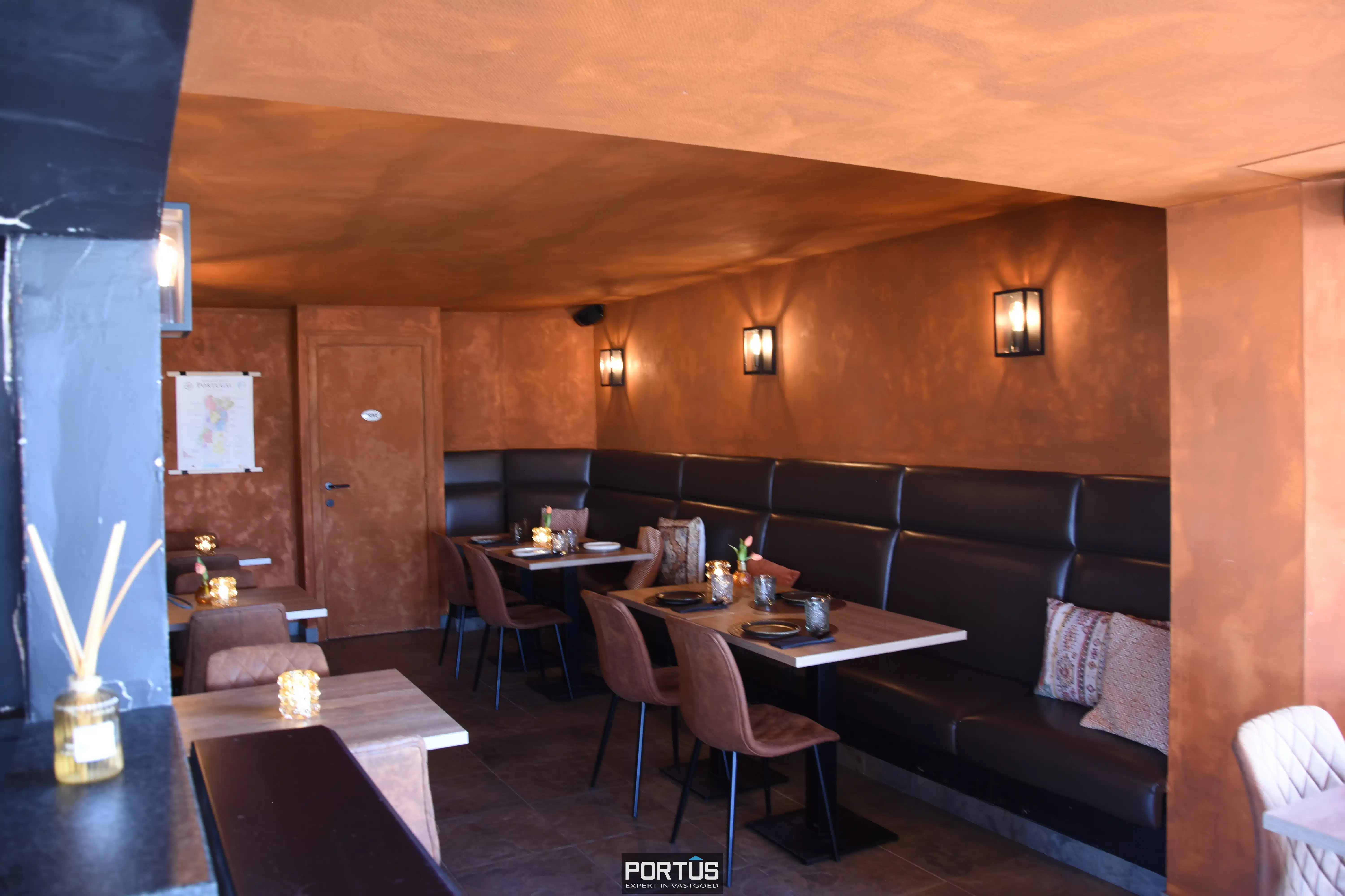 Handelsgelijkvloers te huur Zeedijk Nieuwpoort foto 4