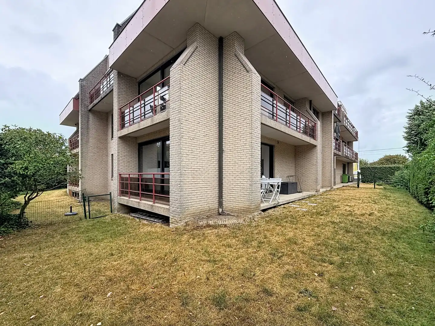 ​​​​​​​Unieke opbrengsteigendom op toplocatie in Nieuwpoort-Bad foto 8