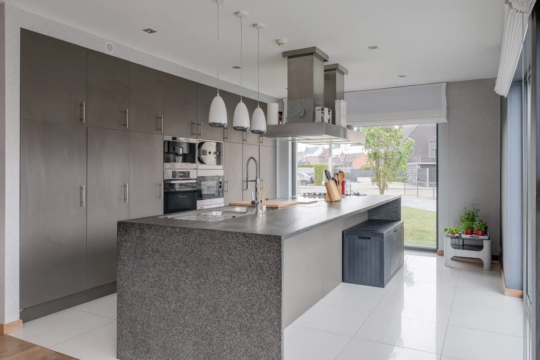 Riant gelijkvloers appartement met tuin op een boogscheut van Hasselt! foto 16