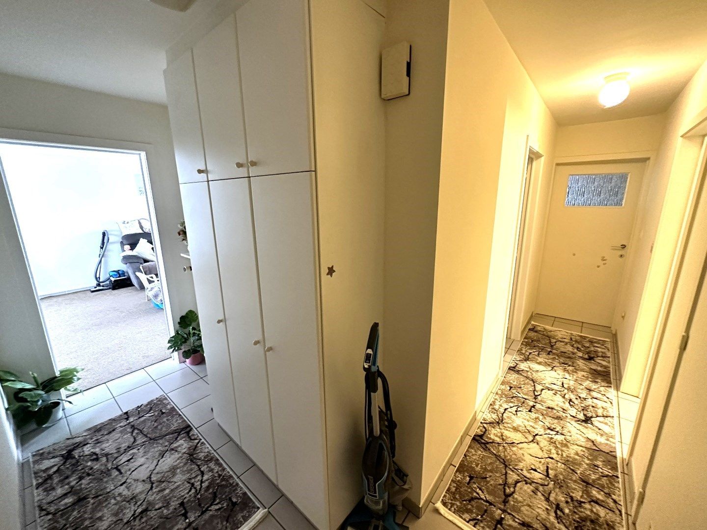 Instapklaar 2-slpk appartement met terras, Torhout foto 4