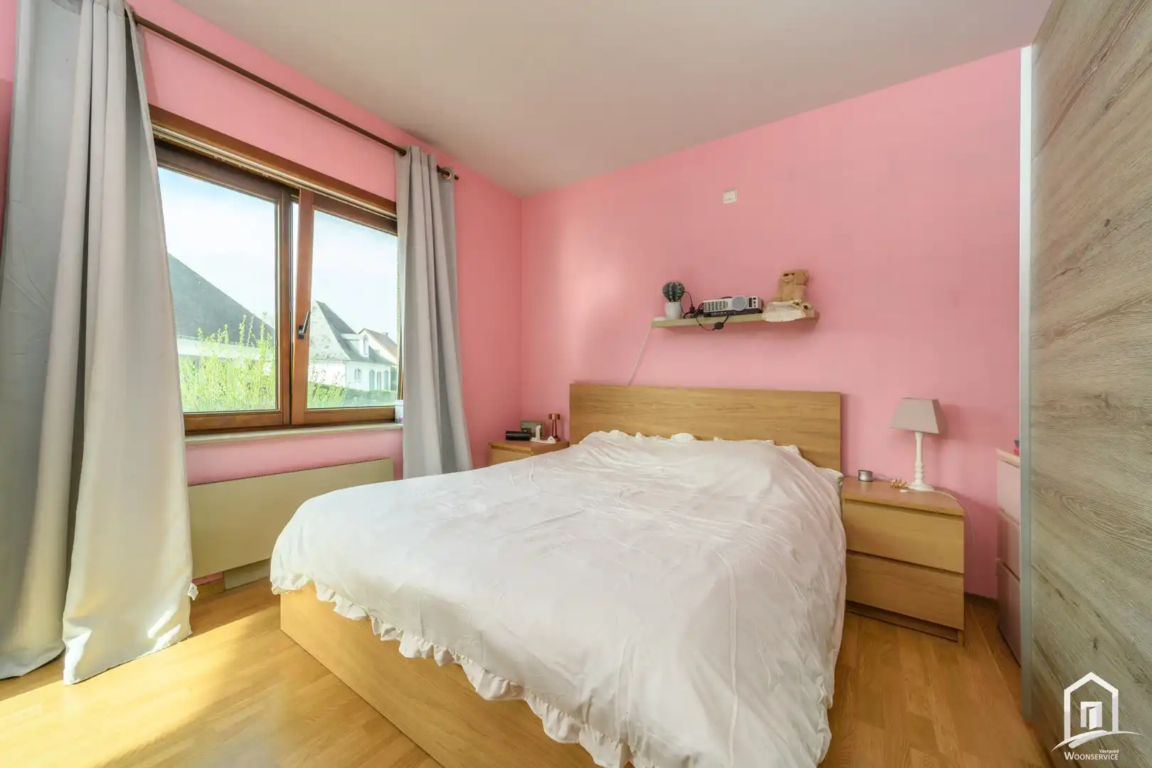 Gunstig gelegen, ruime en zeer lichtrijke gezinswoning te Iddergem. foto 10