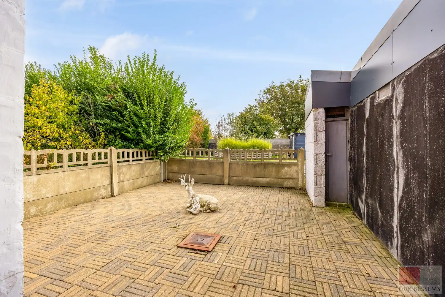 Leuke te renoveren halfopen bebouwing met potentieel en 3 ruime slaapkamers. foto 26