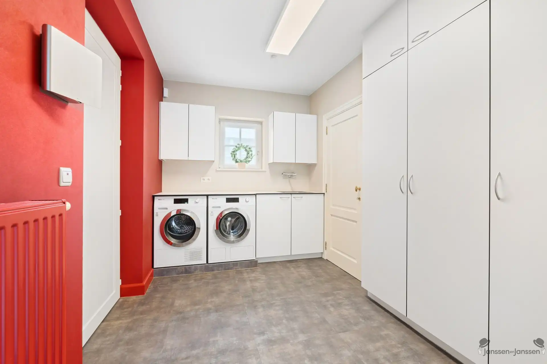 Ruime villa met 4 slaapkamers in Linden foto 13