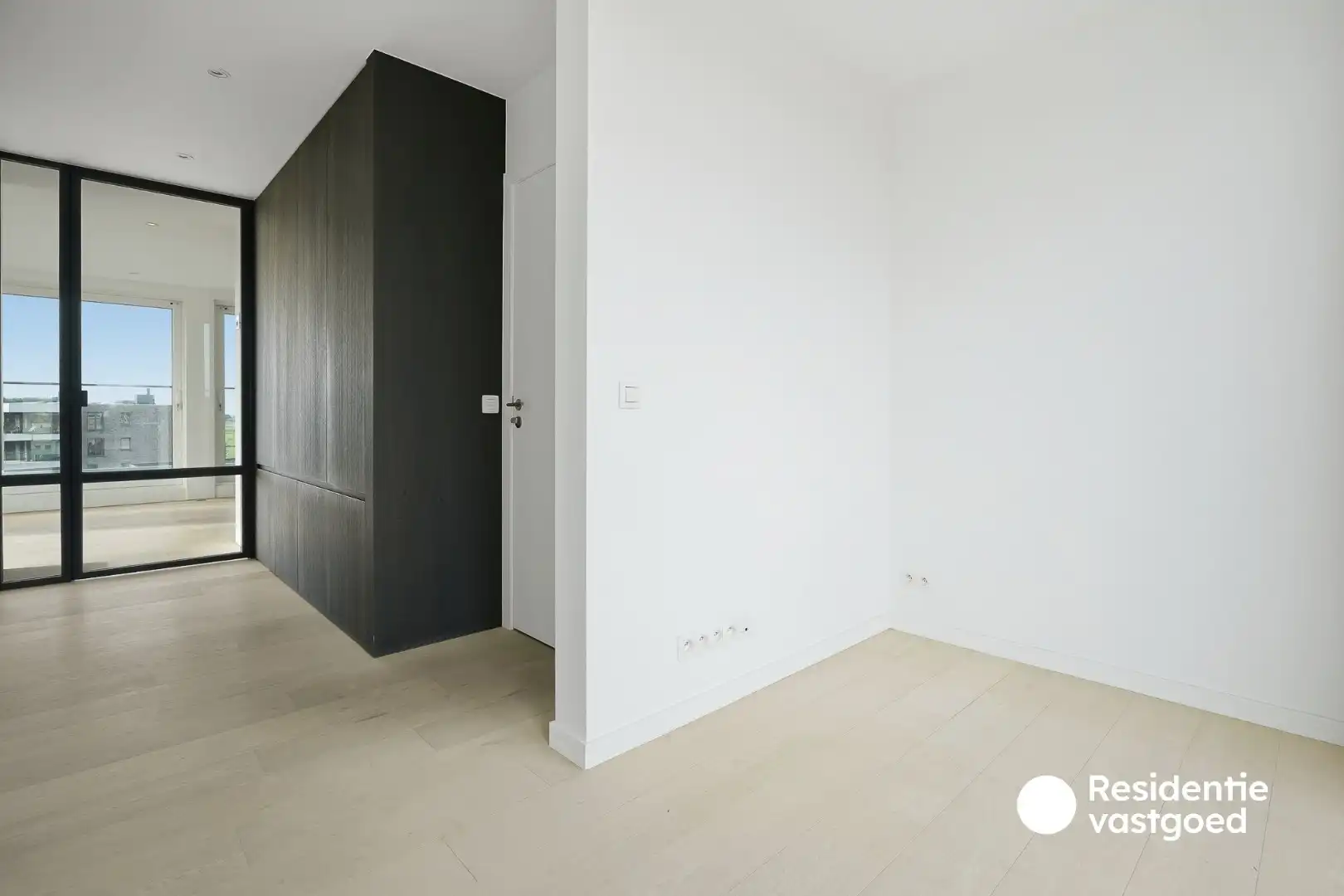 Exclusief penthouse in centrum Diksmuide! foto 3