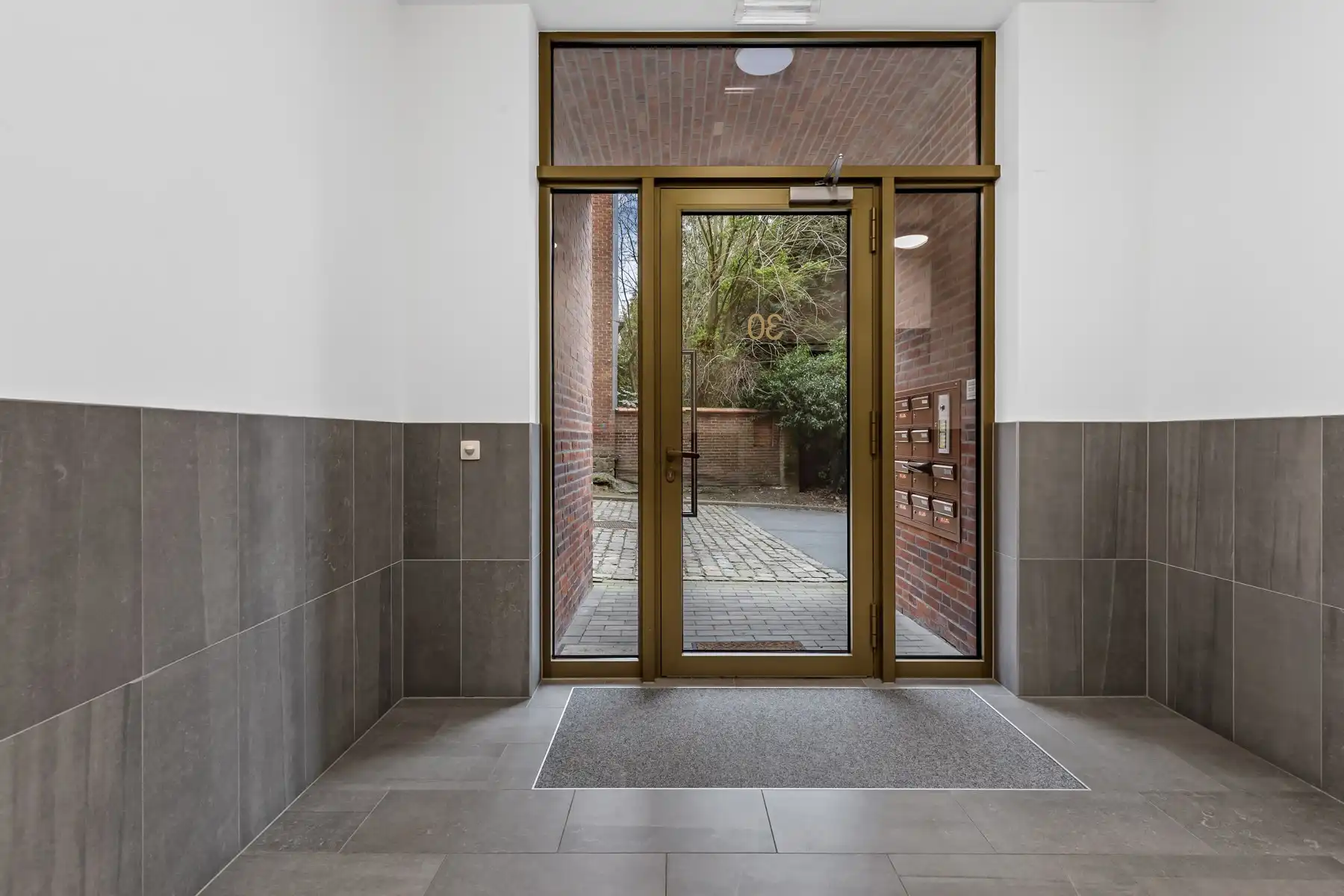 Modern appartement met 2 slpks in hartje Wetteren! foto 13