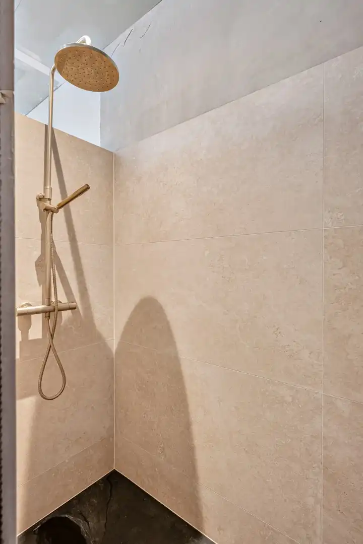 Karaktervolle interbellumwoning met loods foto 22