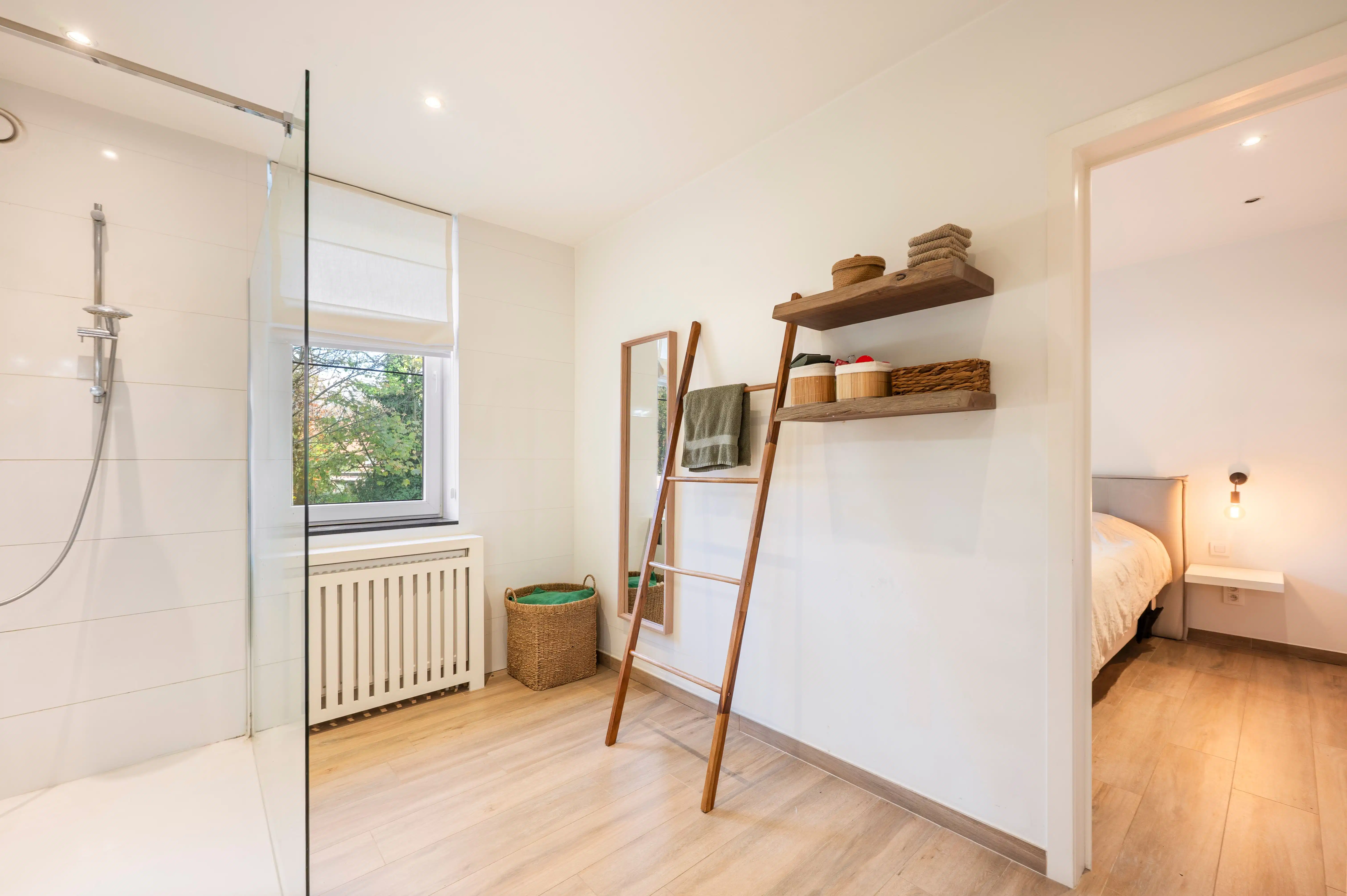 Moderne gezinswoning met gezellige stadstuin op de Lage Kaart te Brasschaat! foto 11