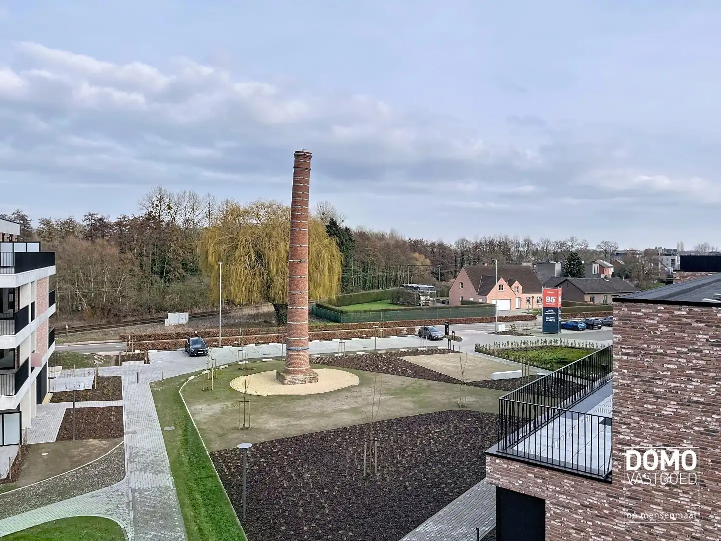 PENTHOUSE MET 2 SLAAPKAMERS, RUIM TERRAS EN AUTOSTANDPLAATS TE KERMT foto 17