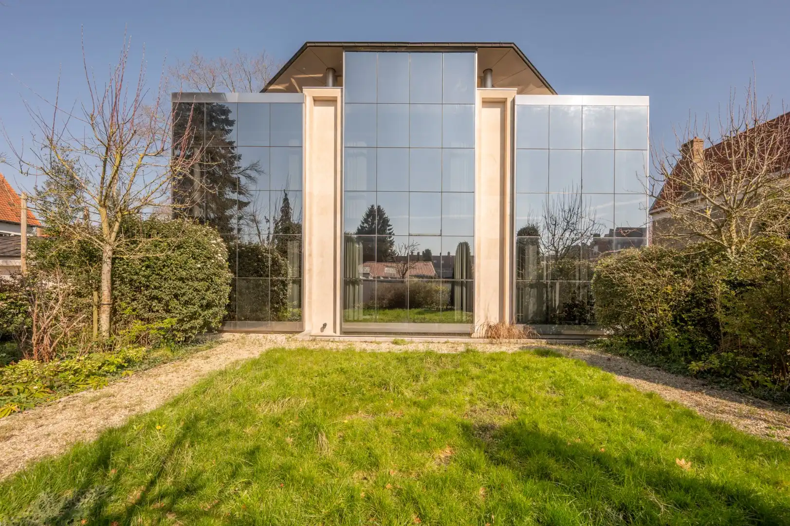 Bijzonder pand met diverse mogelijkheden te Brugge! foto 31