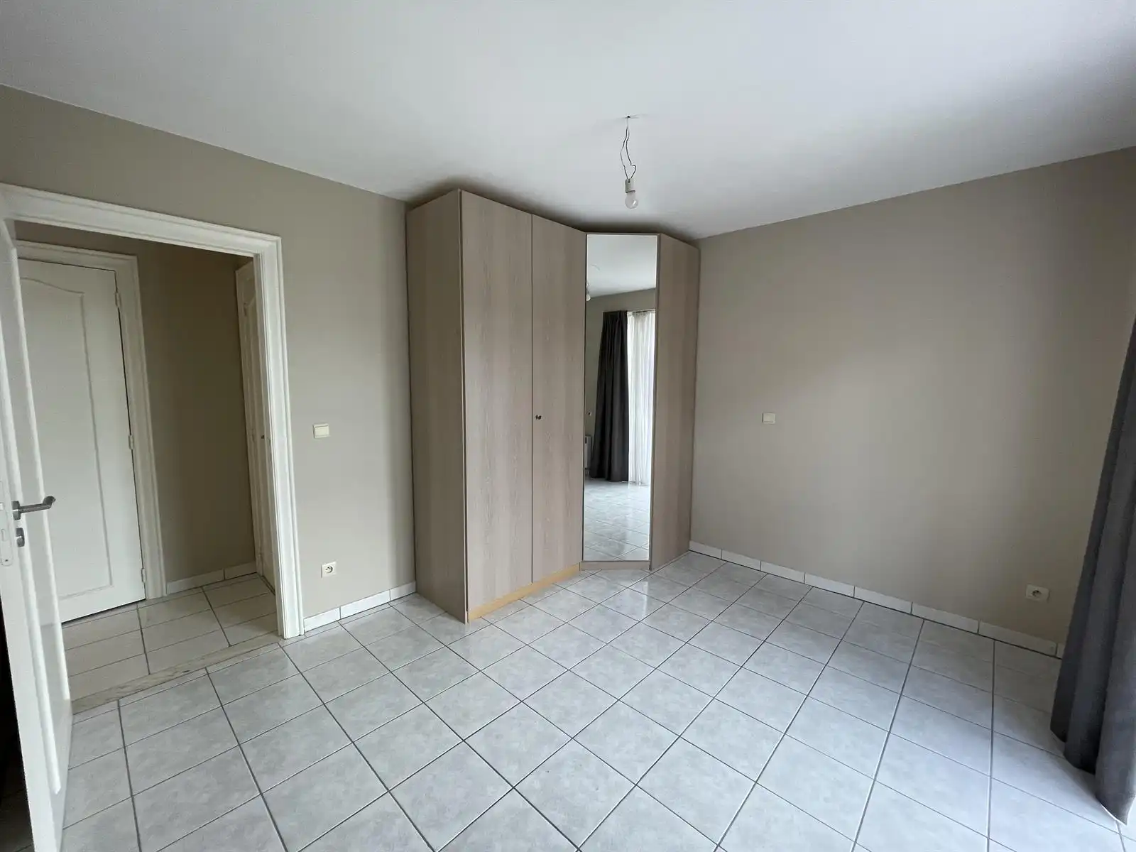 LEDE - Ruim appartement vlakbij het centrum foto 10