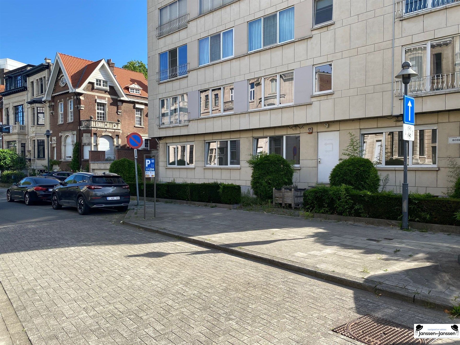 Hoekappartement met veel lichtinval op toplocatie in Antwerpen! foto 11