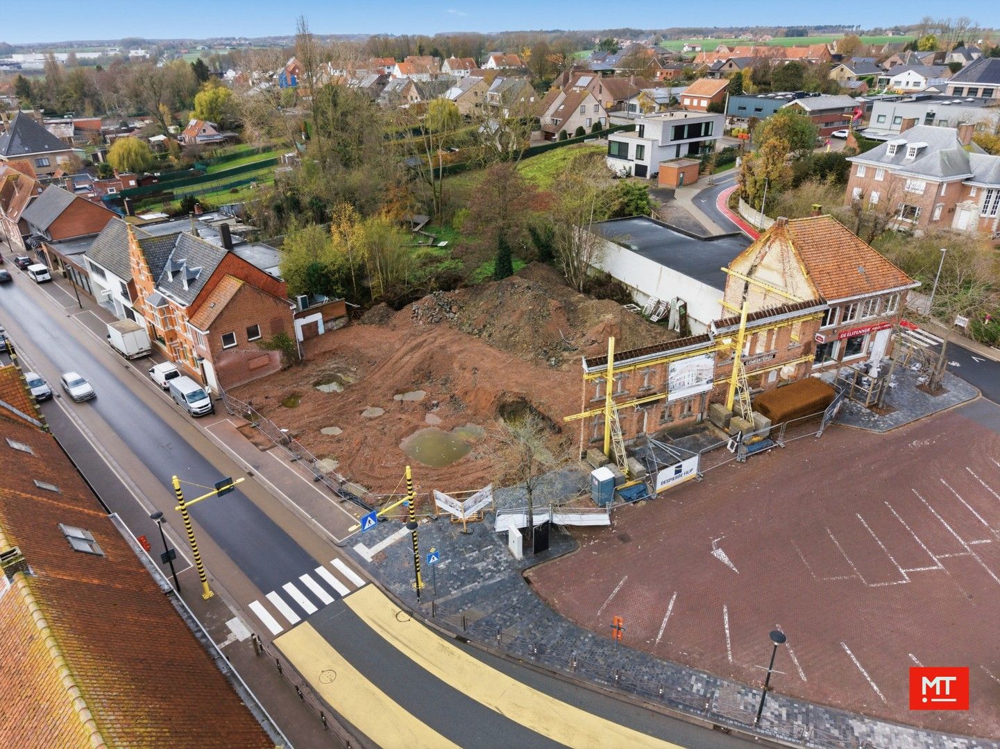Landelijke nieuwbouwwoning met 4 slaapkamers, 2 badkamers en tuin in het centrum van Beselare foto 3