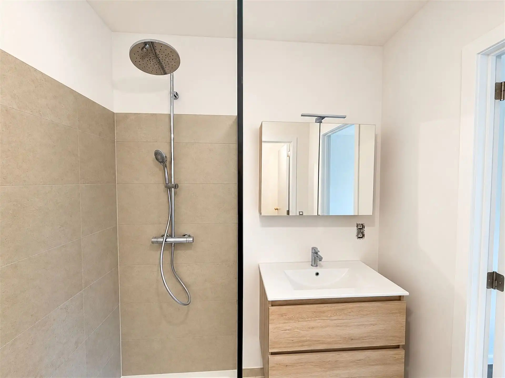 Nieuwbouwapp. met 2 terrassen in Kontich foto 13