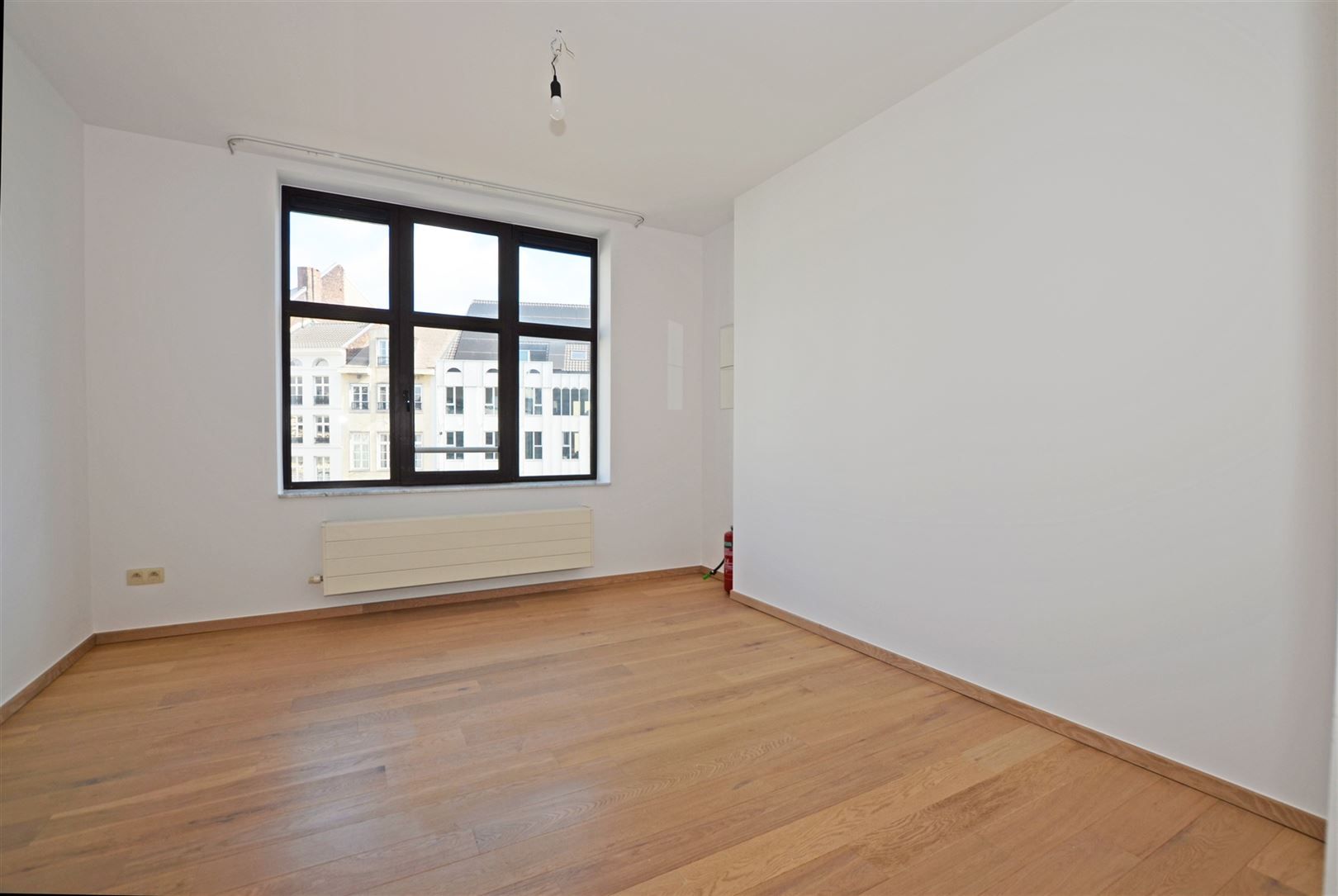 Centraal gelegen éénslaapkamer appartement + garagebox foto 6