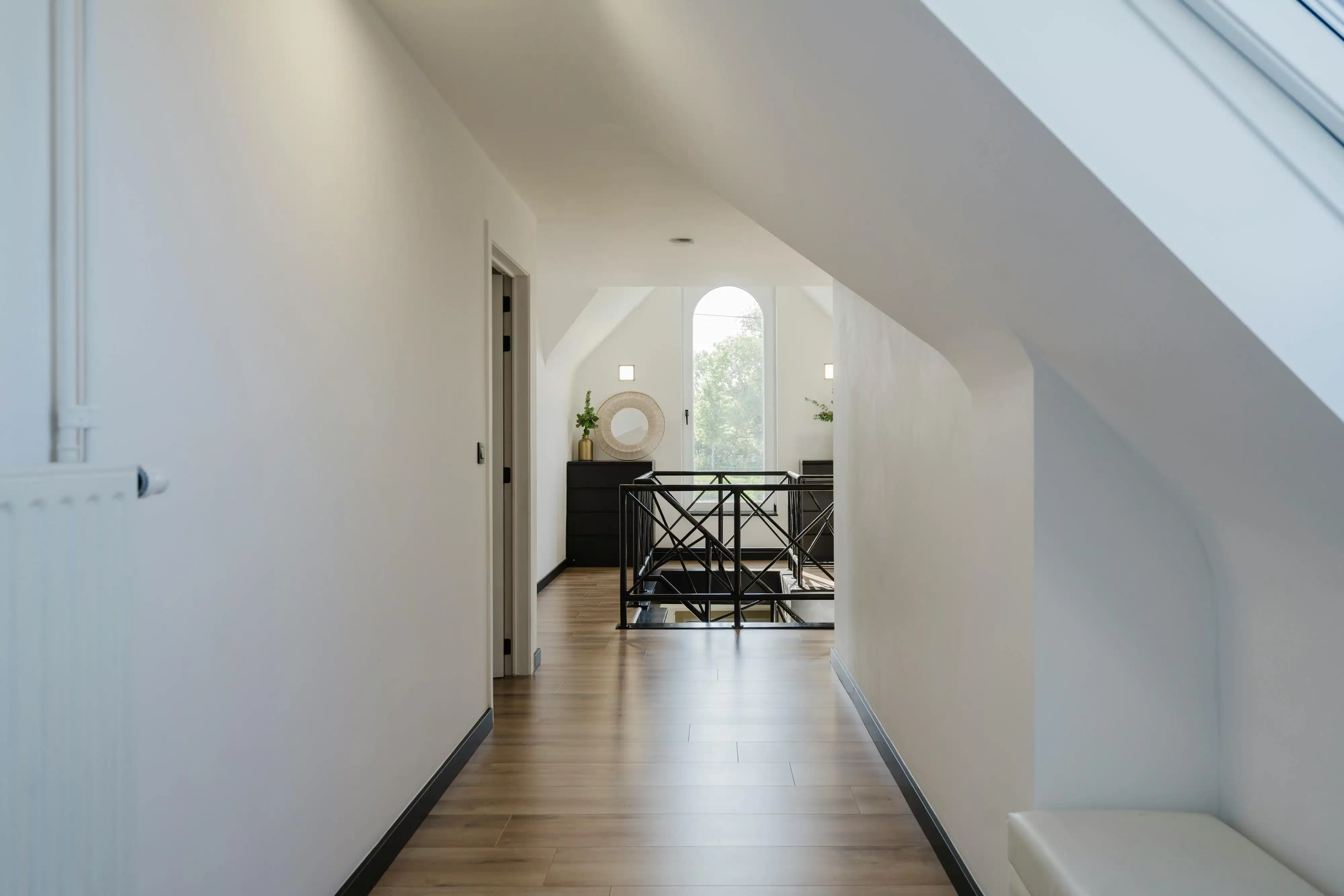 Ruime instapklare villa met praktijkmogelijkheid  foto 18