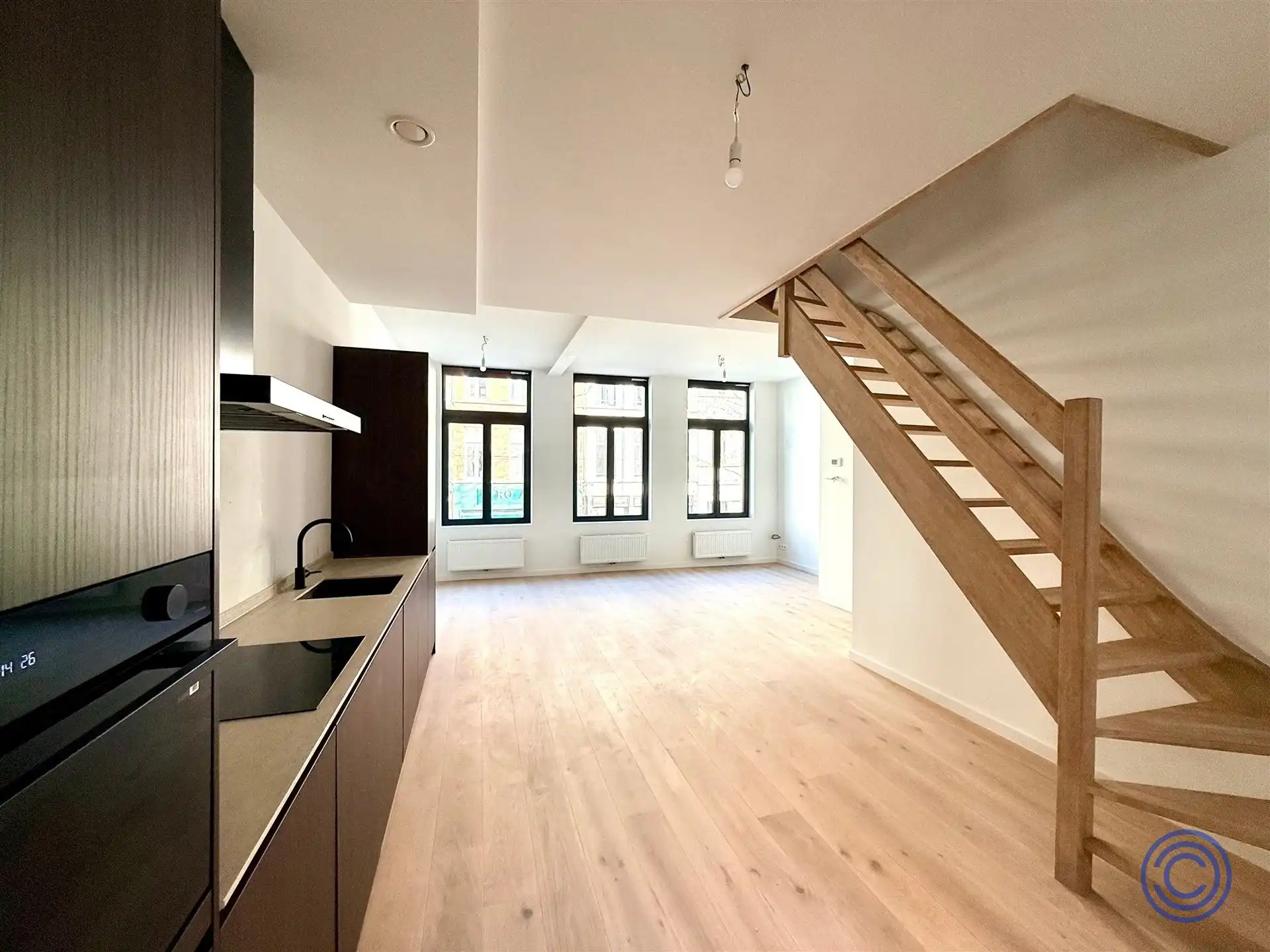 Duplex ca. 133m² met 2 terrassen aan Marnixplaats foto 2