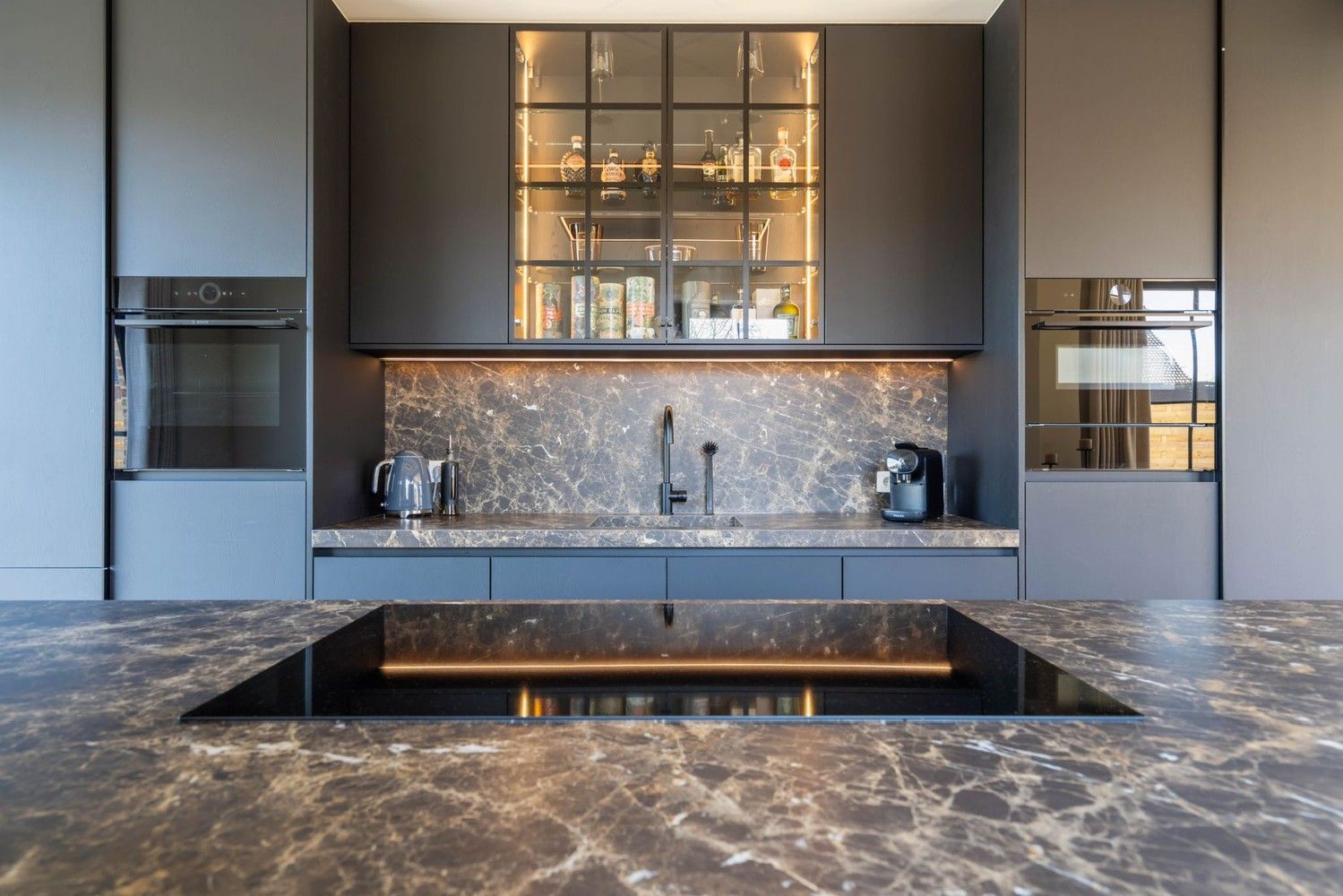 Prachtig luxueuze villa met hoogwaardige materialen in een doodlopende straat te Achel foto 16