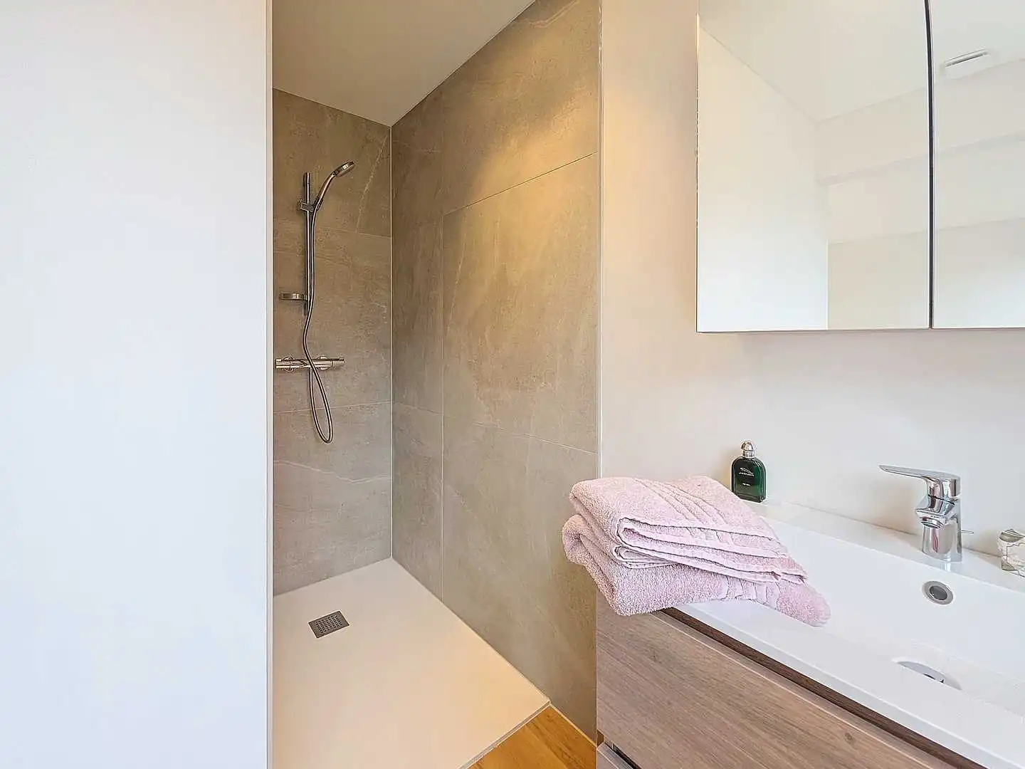 Gerenoveerde gezinswoning met tuin en garage te Nieuwpoort-Stad foto 8