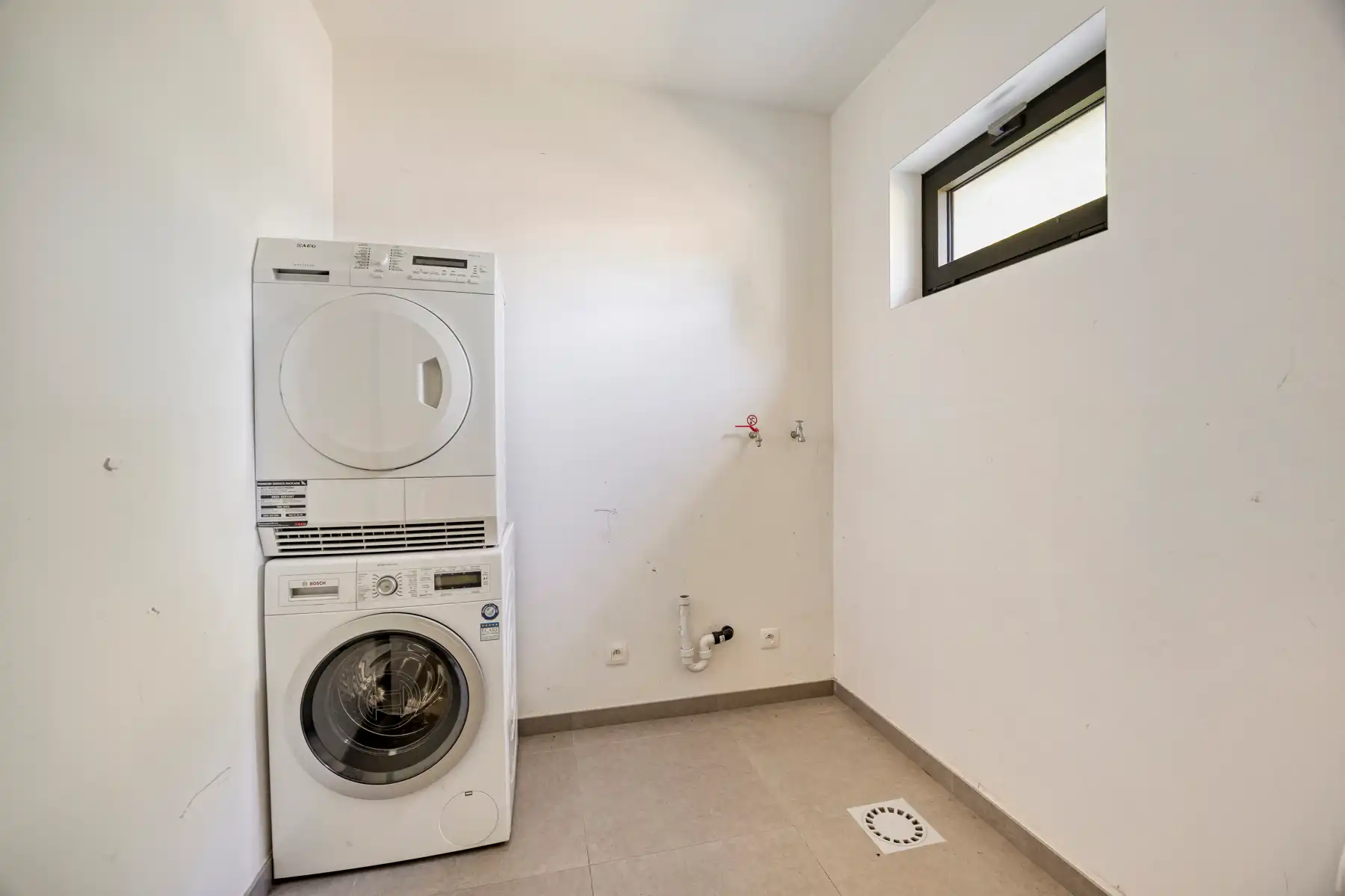 Ruime energiezuinige en instapklare villa in Wemmel foto 16